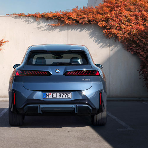 2026 BMW iX3 50 xDrive NA5 Rear View