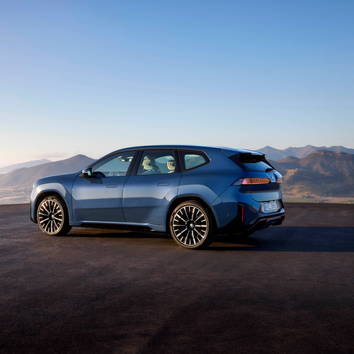2026 BMW iX3 50 xDrive NA5 Rear View
