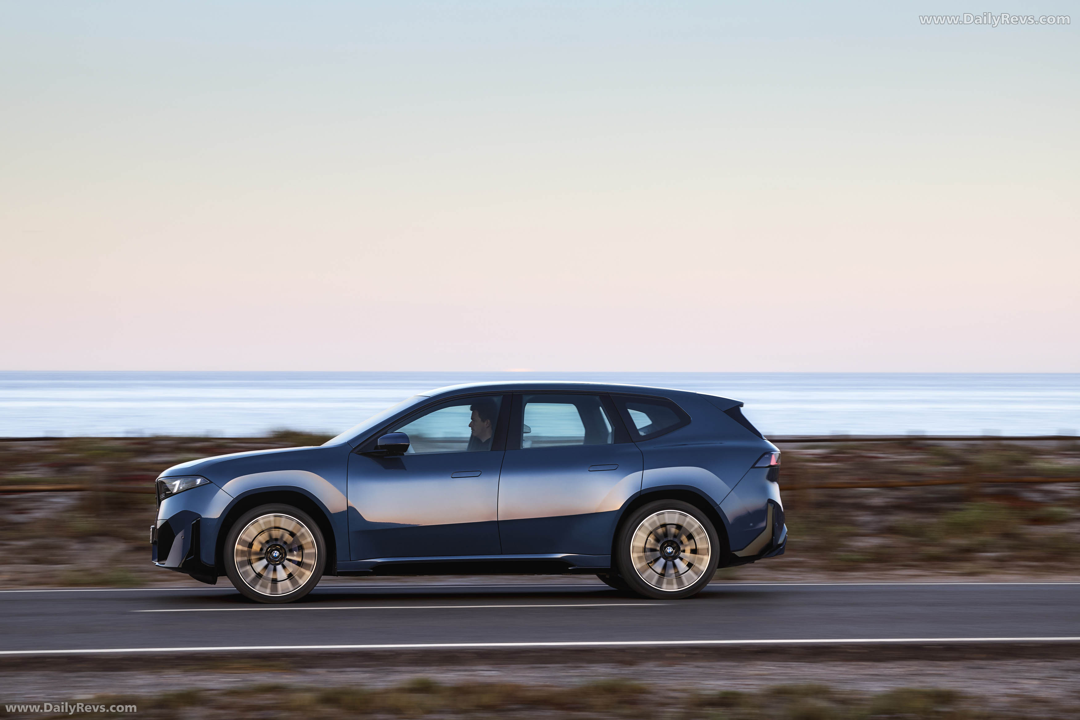 2026 BMW iX3 50 xDrive NA5 Side View