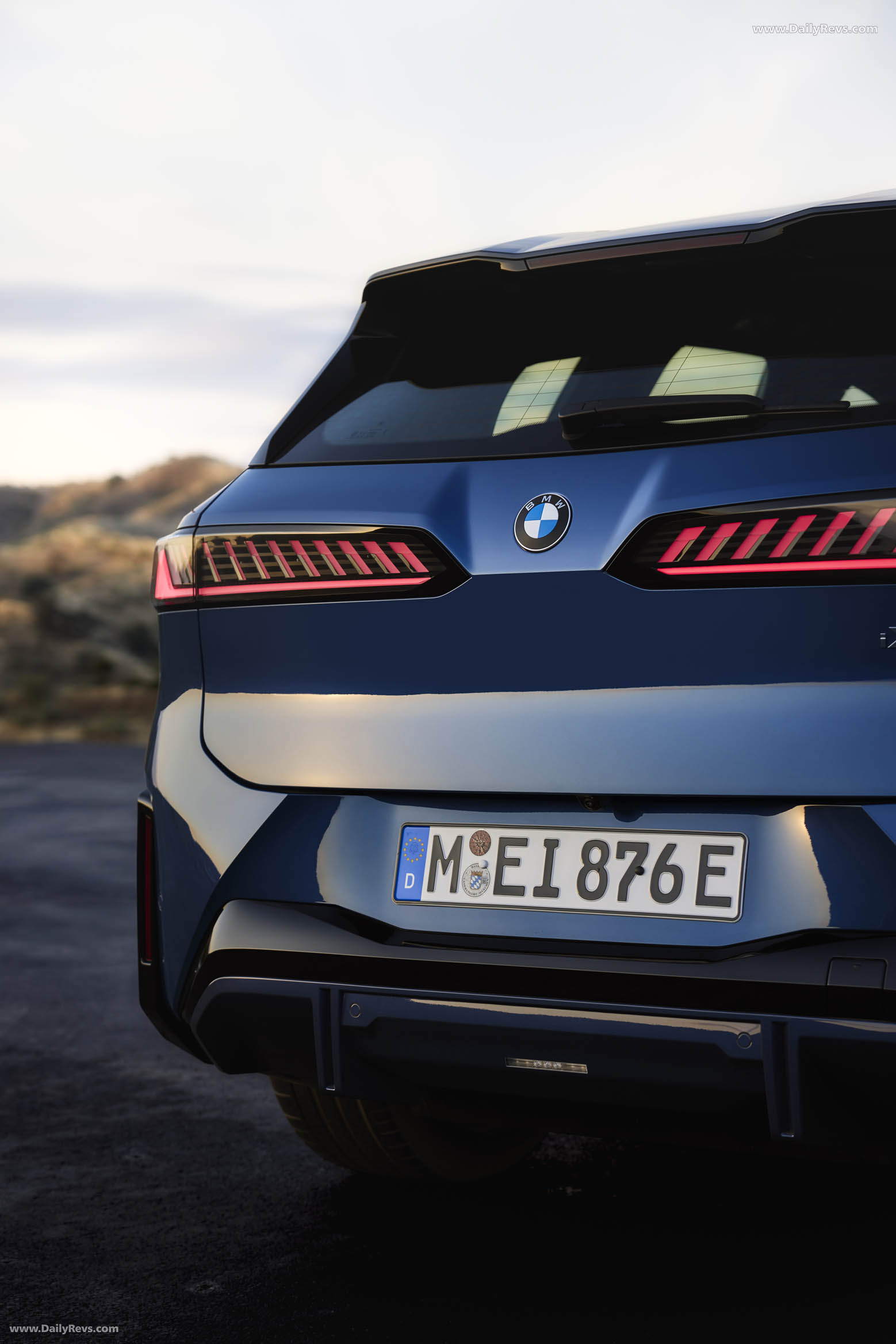 2026 BMW iX3 50 xDrive NA5 Exterior