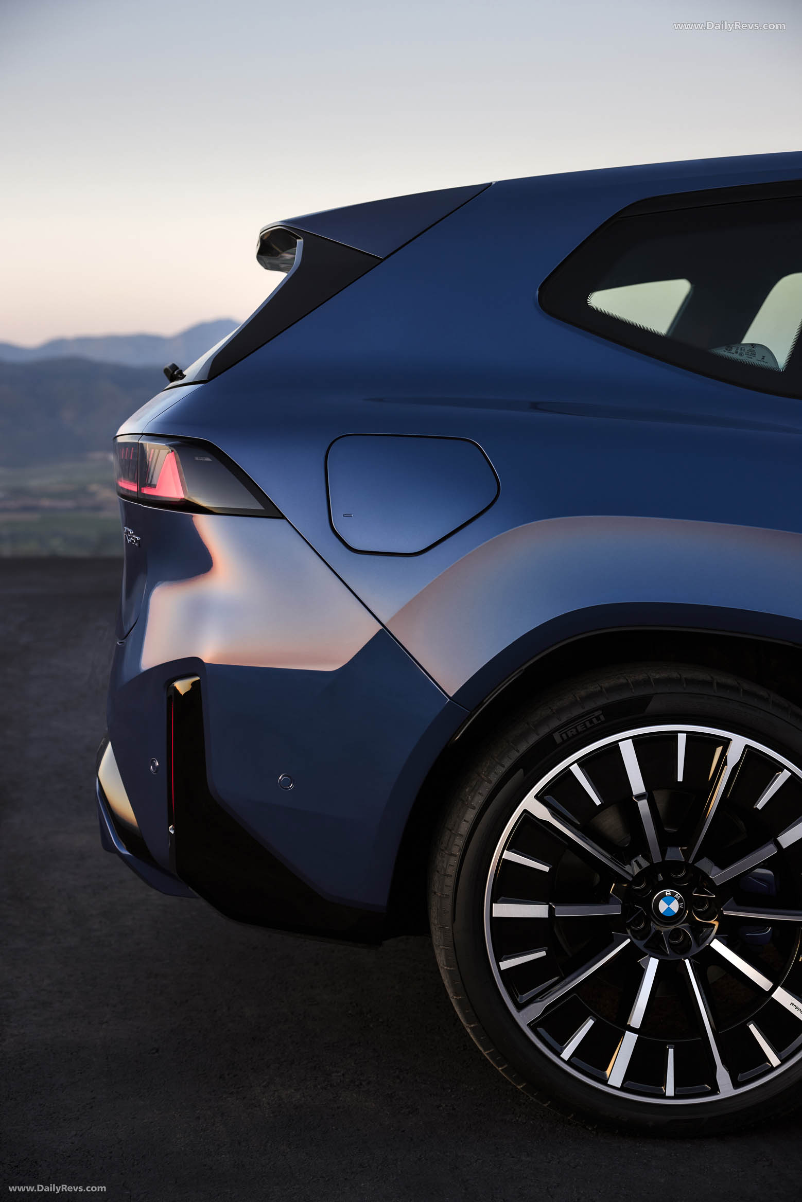 2026 BMW iX3 50 xDrive NA5 Exterior