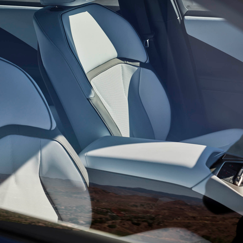2026 BMW iX3 50 xDrive NA5 Interior