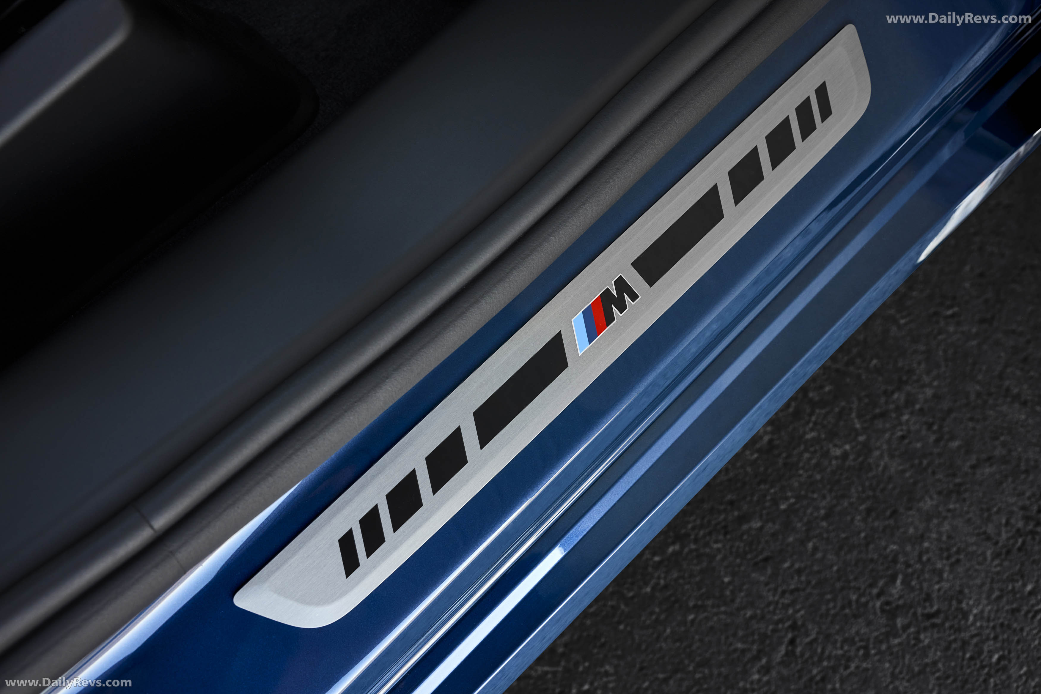 2026 BMW iX3 50 xDrive NA5 Interior