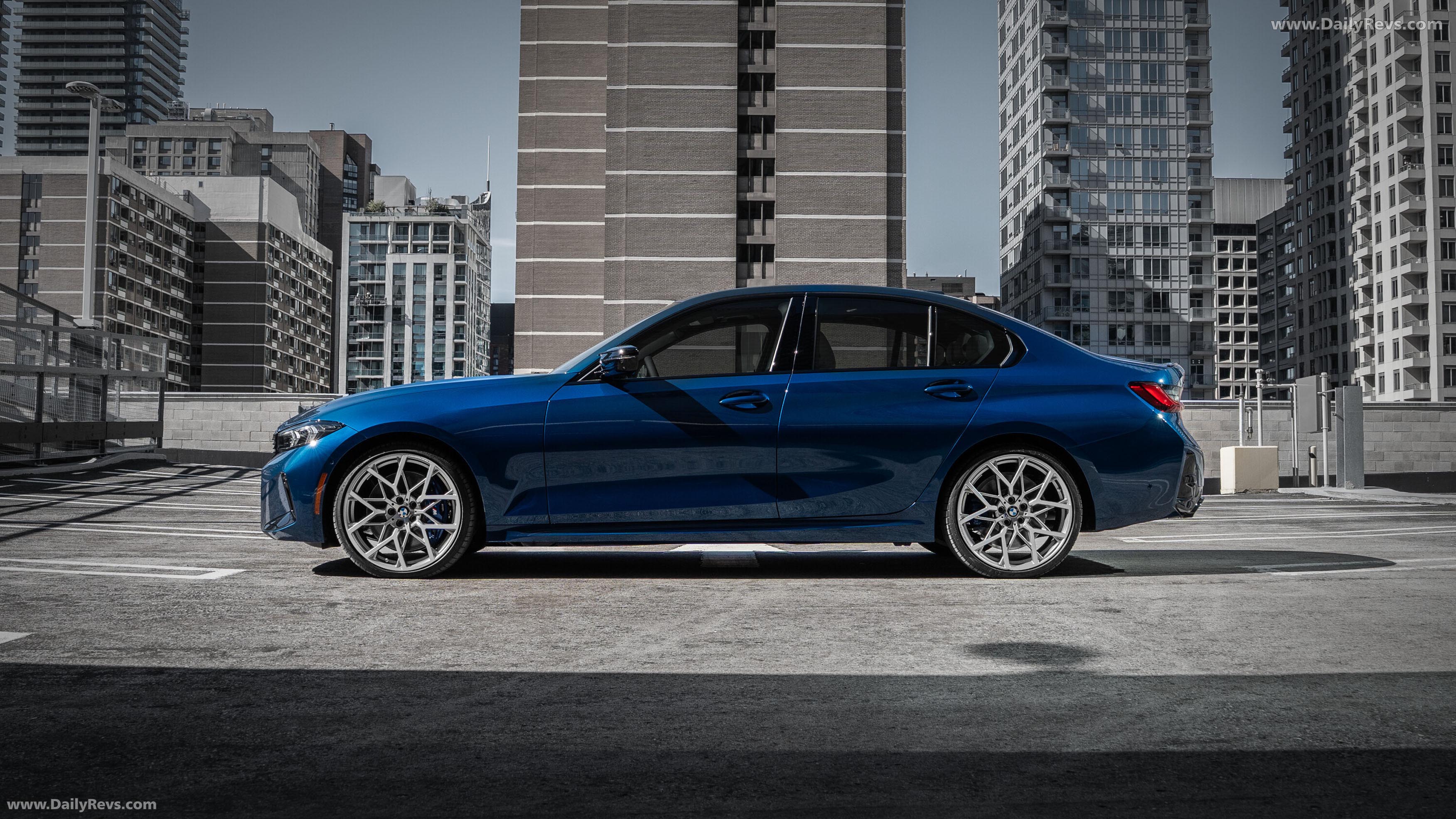 2026 BMW M340i xDrive 50 Jahre G20 Avus Blue Side View