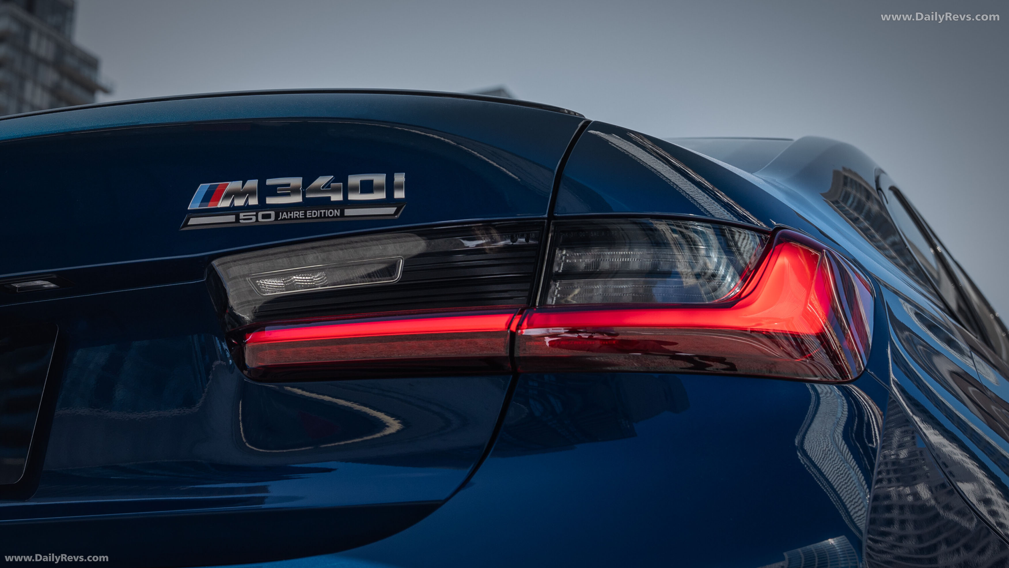 2026 BMW M340i xDrive 50 Jahre G20 Avus Blue Exterior