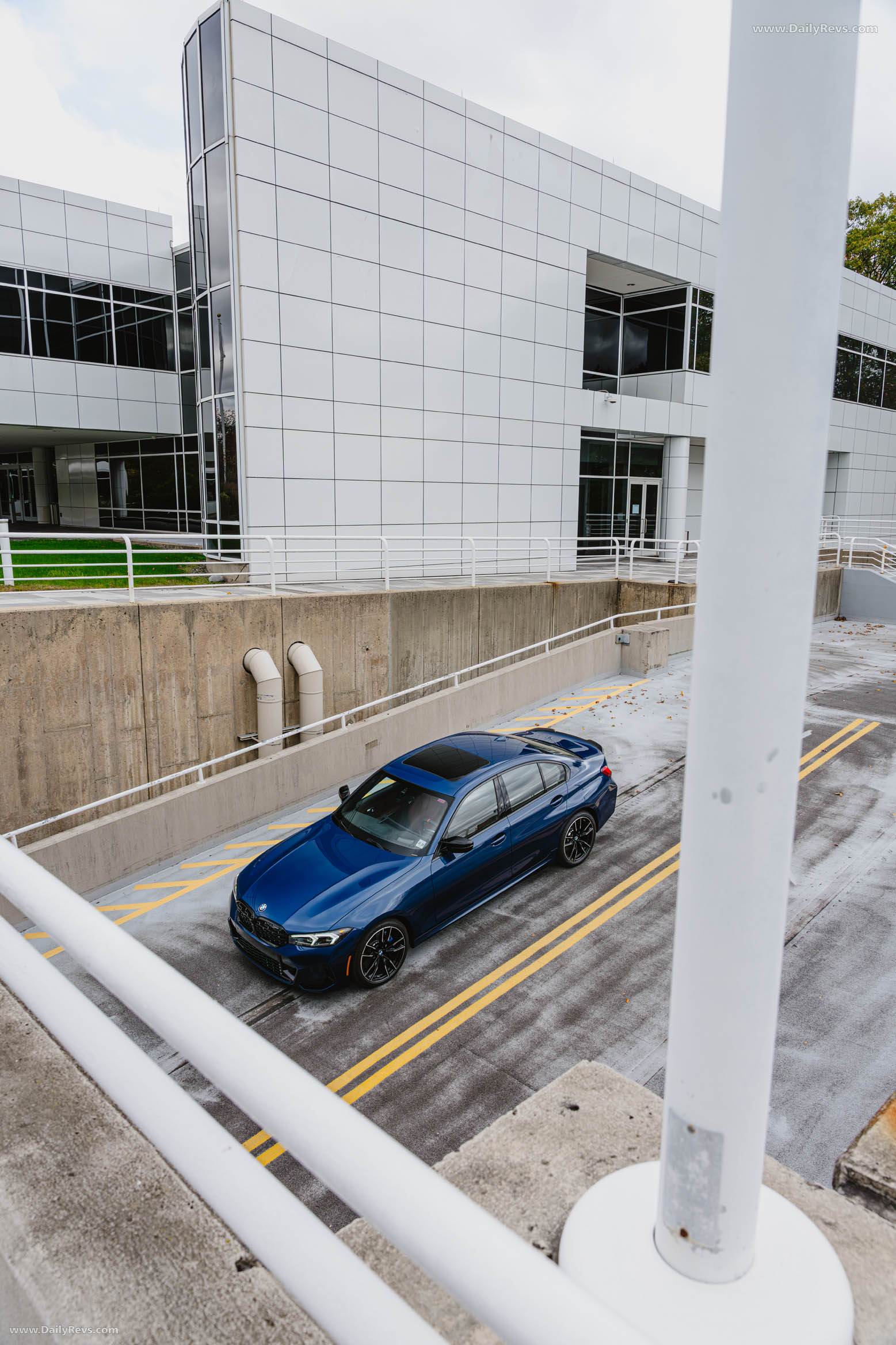 2026 BMW M340i xDrive 50 Jahre Edition G20 Top View