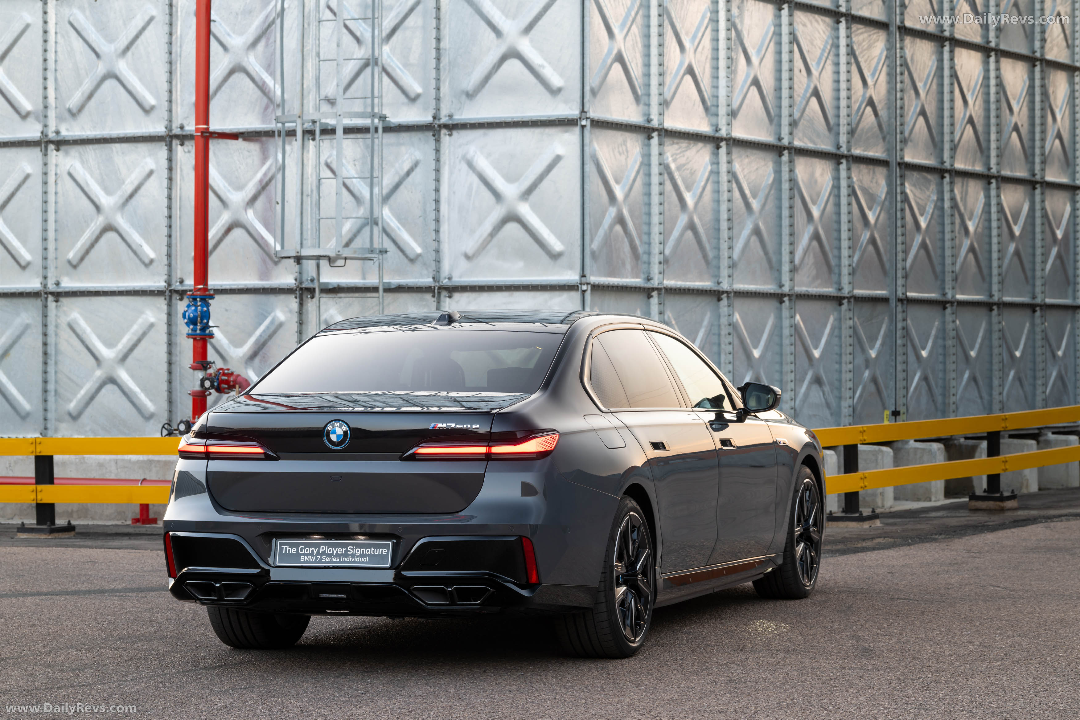 2025 BMW 7 Series Gary Player Signature G70 Rear View