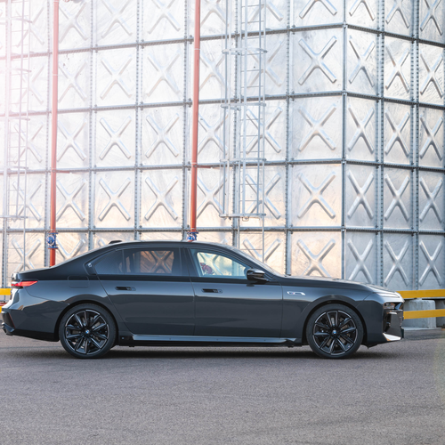2025 BMW 7 Series Gary Player Signature G70 Side View