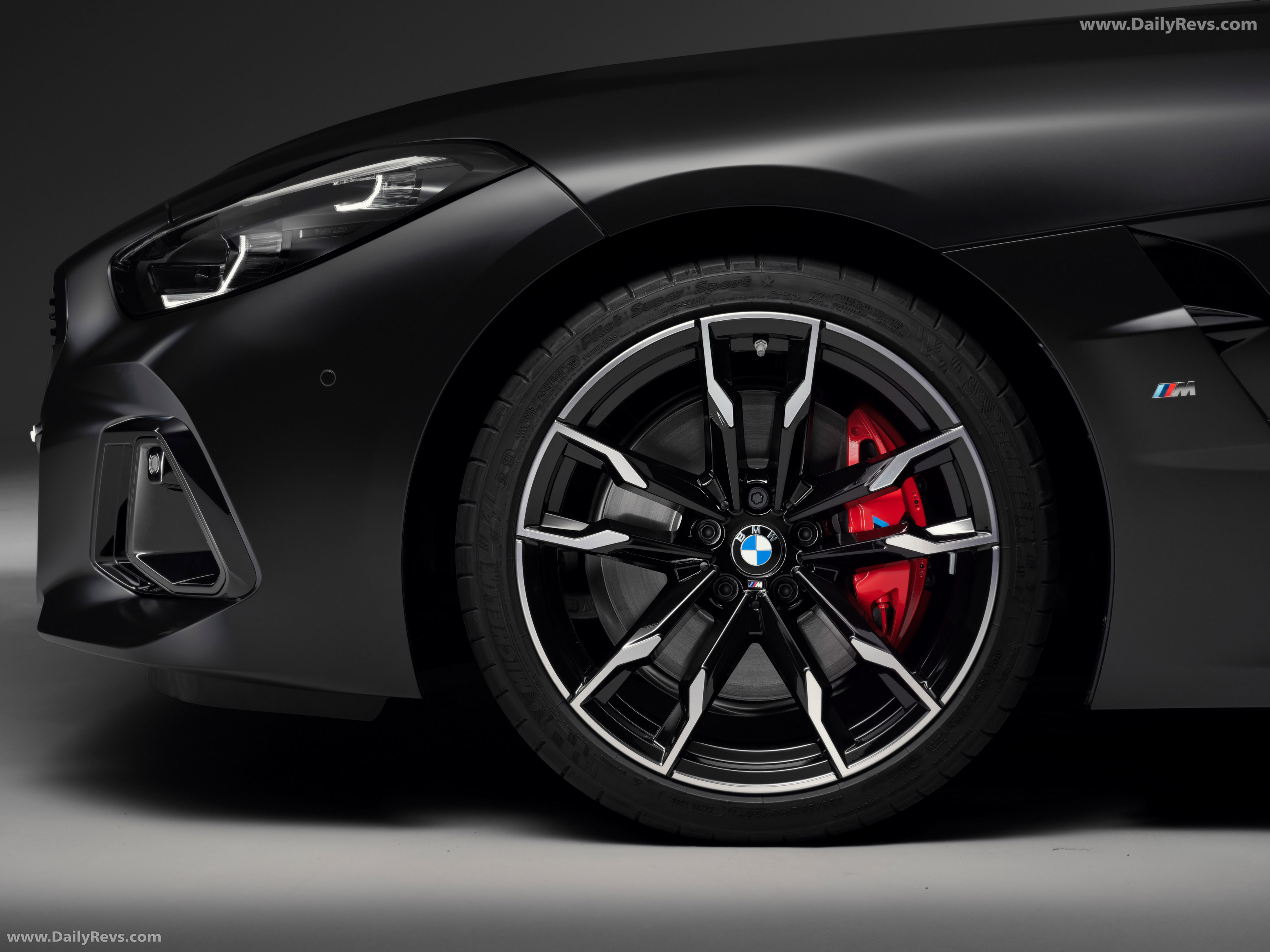2025 Exterior