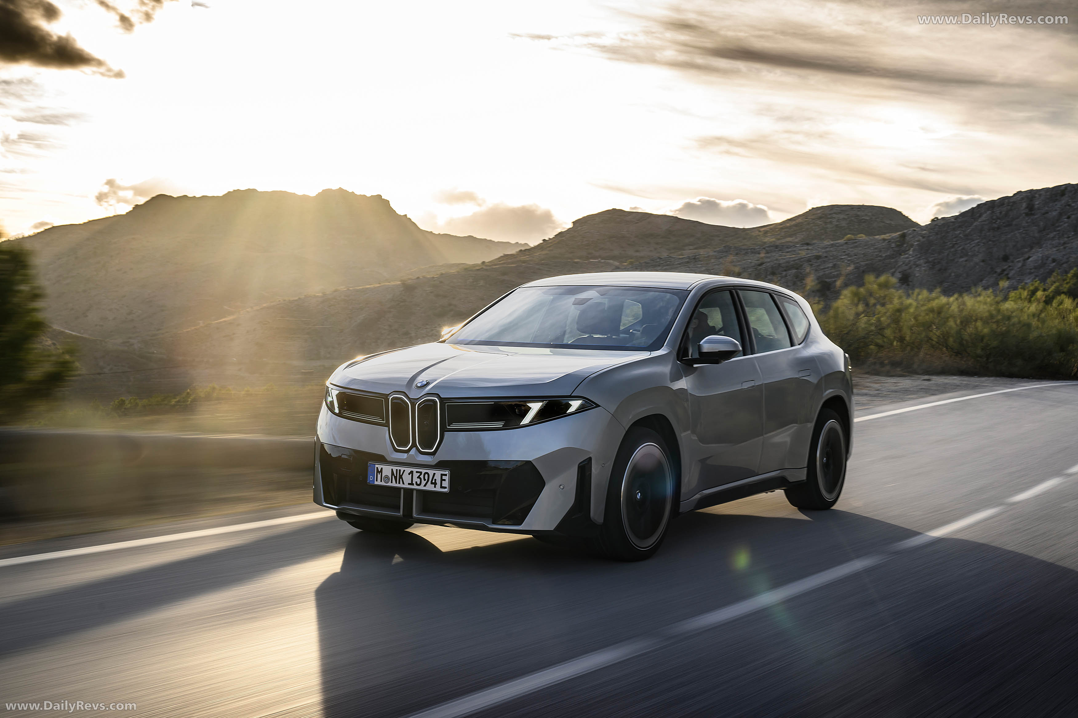2026 BMW iX3 50 xDrive NA5 Polarized Gray Front View