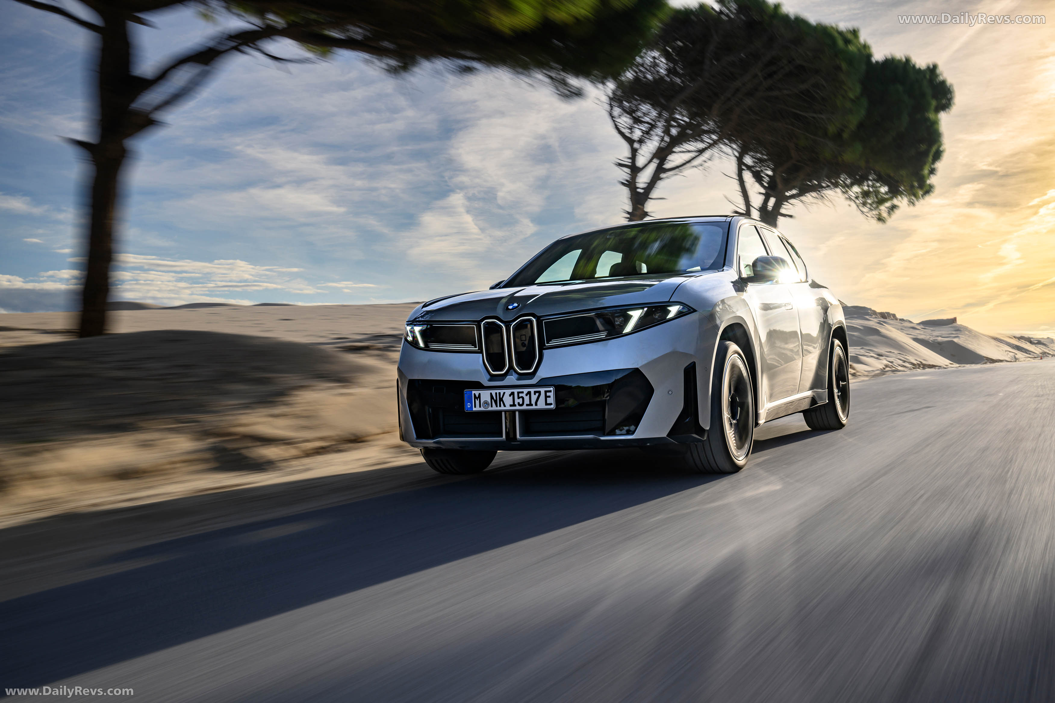 2026 BMW iX3 50 xDrive NA5 Polarized Gray Front View