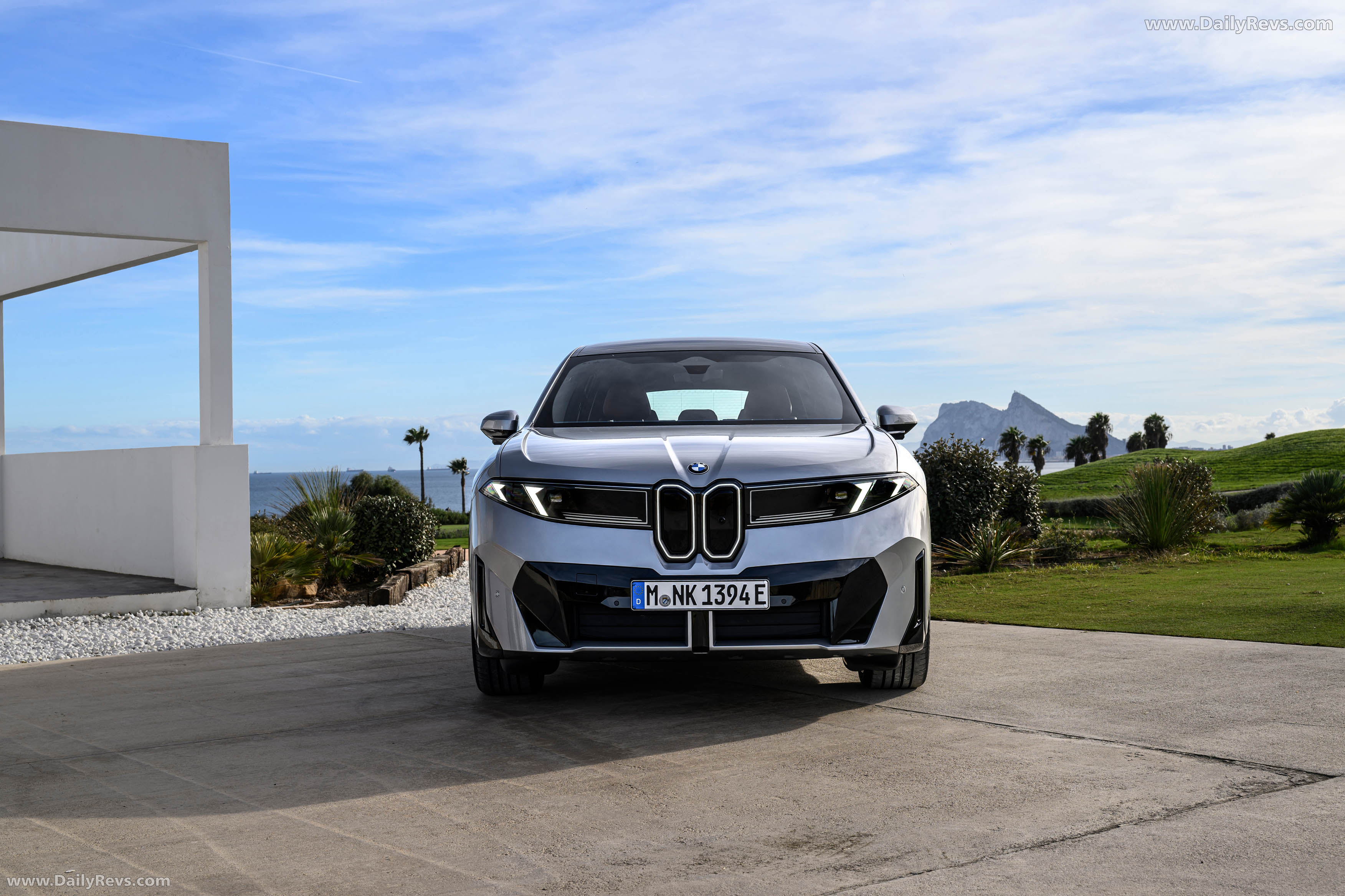 2026 BMW iX3 50 xDrive NA5 Polarized Gray Front View