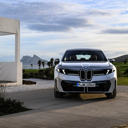 2026 BMW iX3 50 xDrive NA5 Polarized Gray Front View