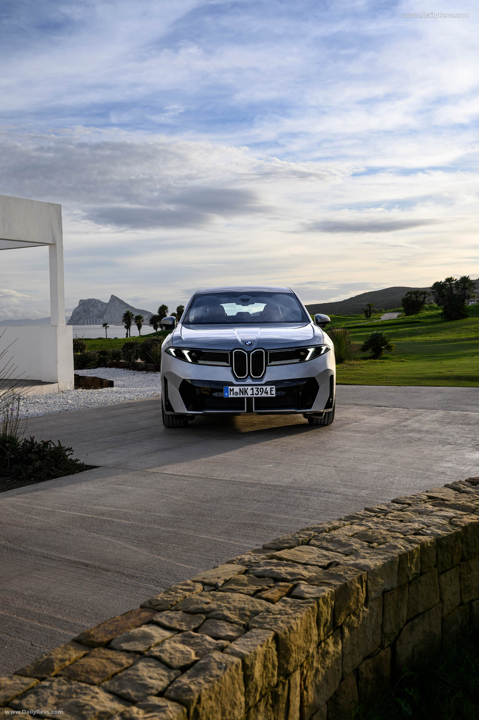 2026 BMW iX3 50 xDrive NA5 Polarized Gray Front View