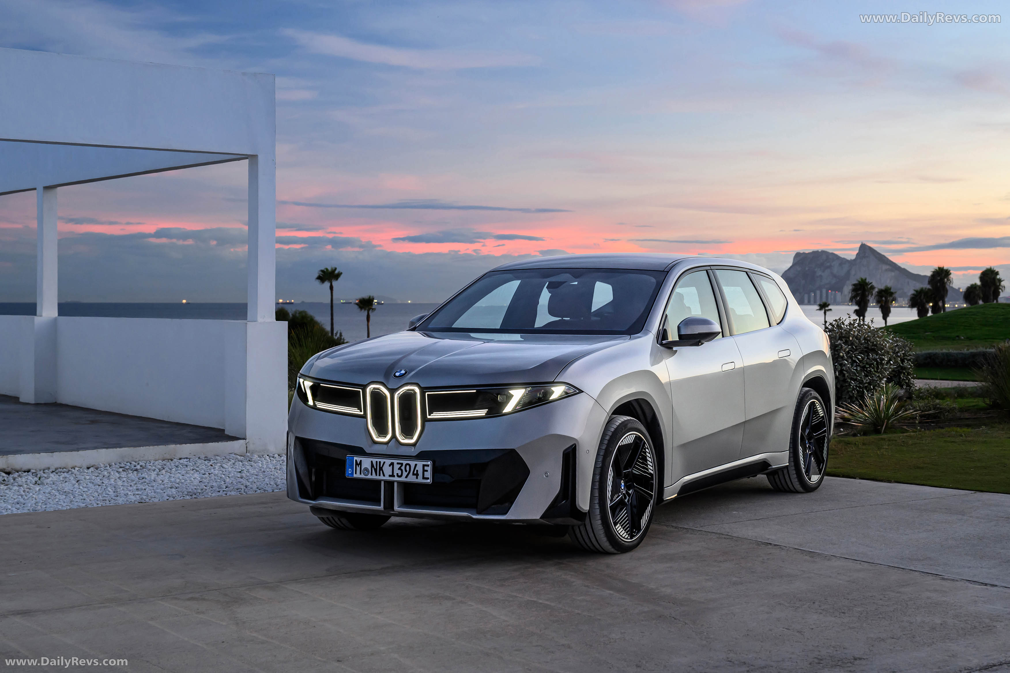 2026 BMW iX3 50 xDrive NA5 Polarized Gray Front View