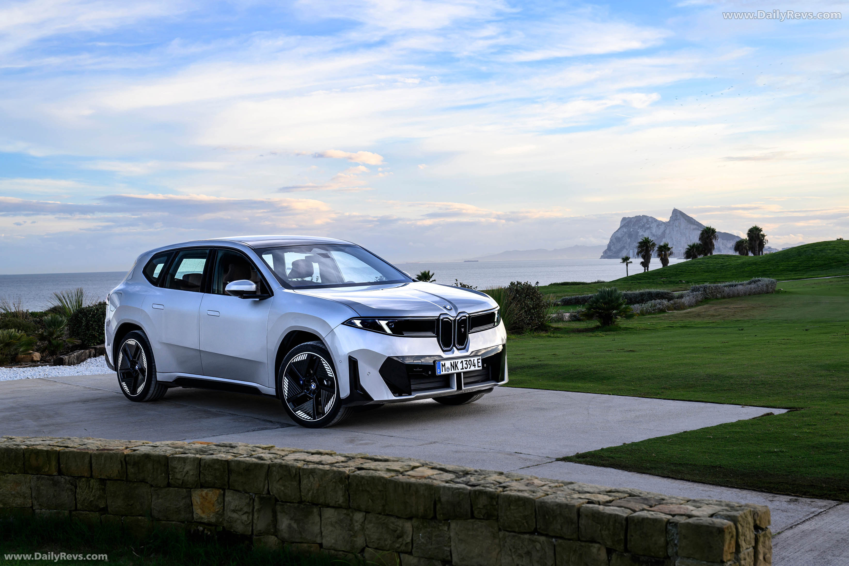 2026 BMW iX3 50 xDrive NA5 Polarized Gray Front View