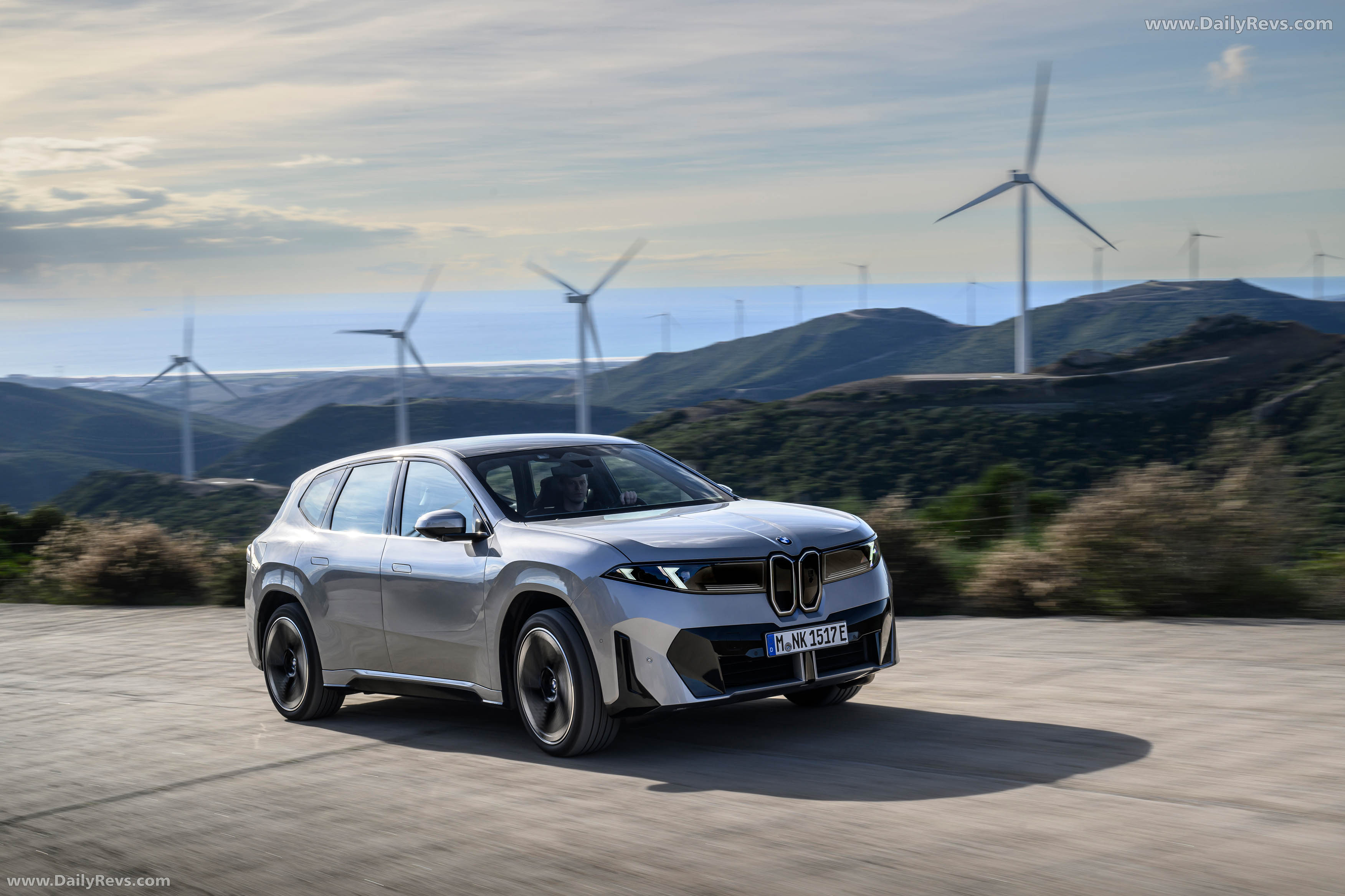 2026 BMW iX3 50 xDrive NA5 Polarized Gray Front View