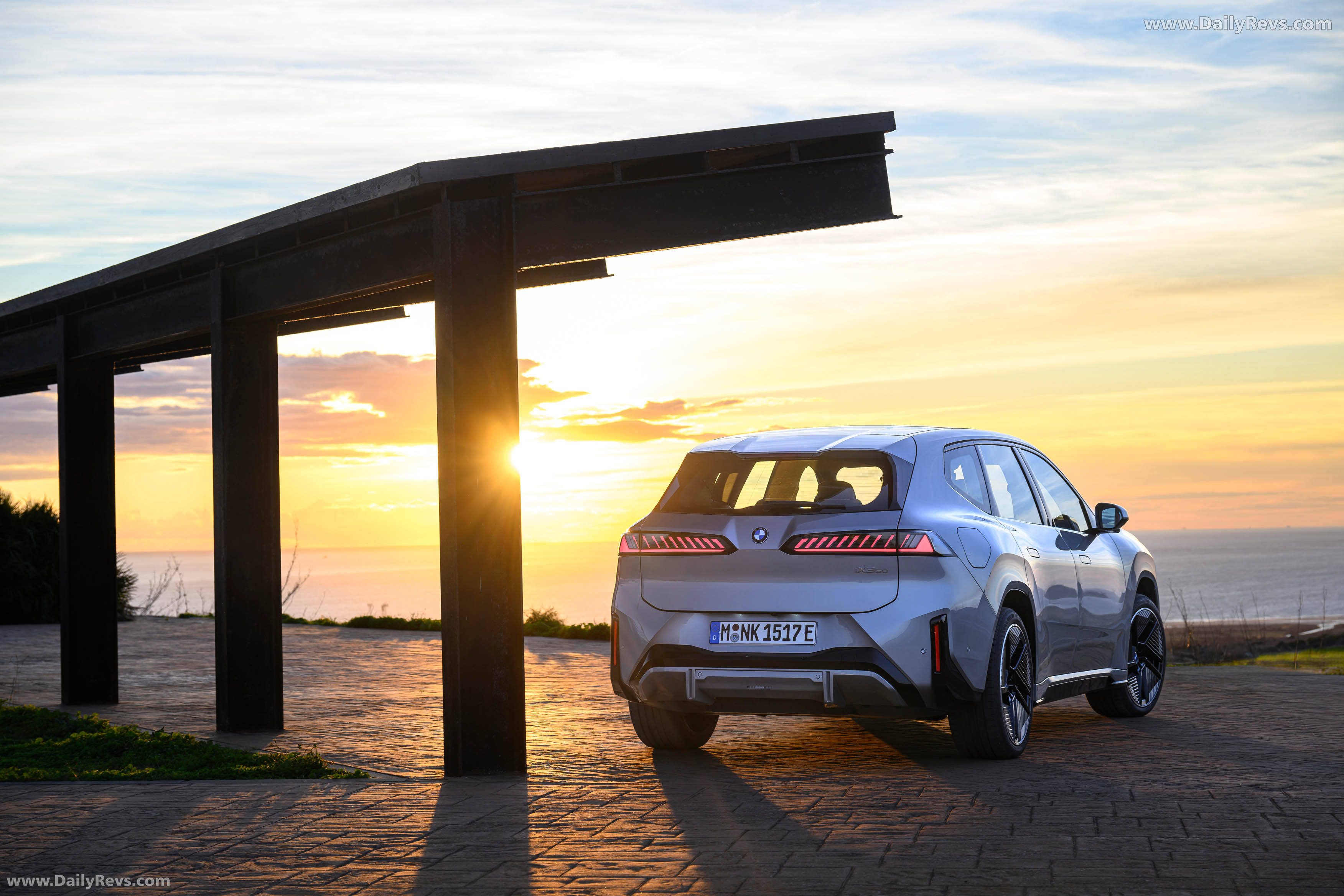 2026 BMW iX3 50 xDrive NA5 Polarized Gray Rear View