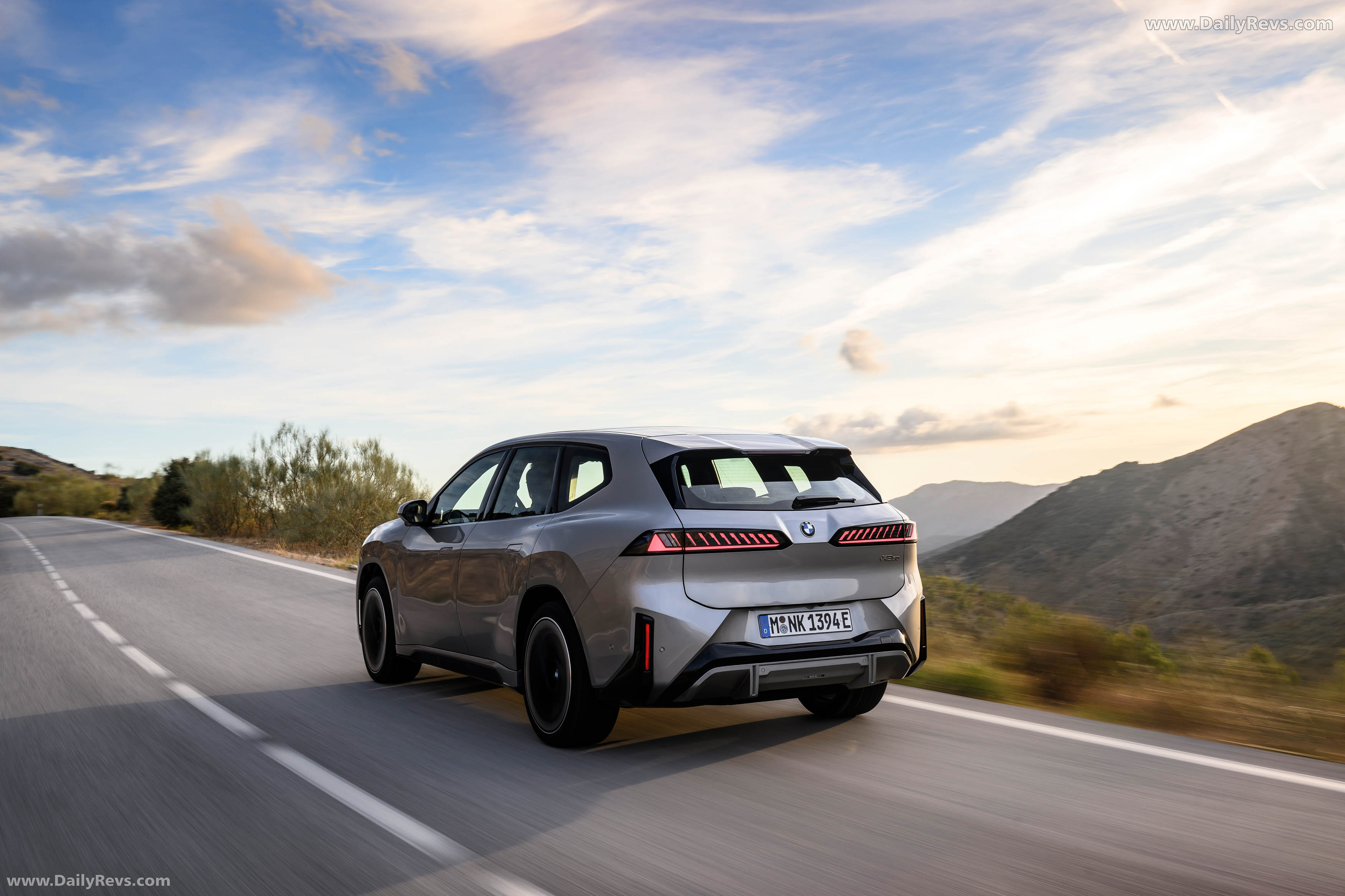 2026 BMW iX3 50 xDrive NA5 Polarized Gray Rear View