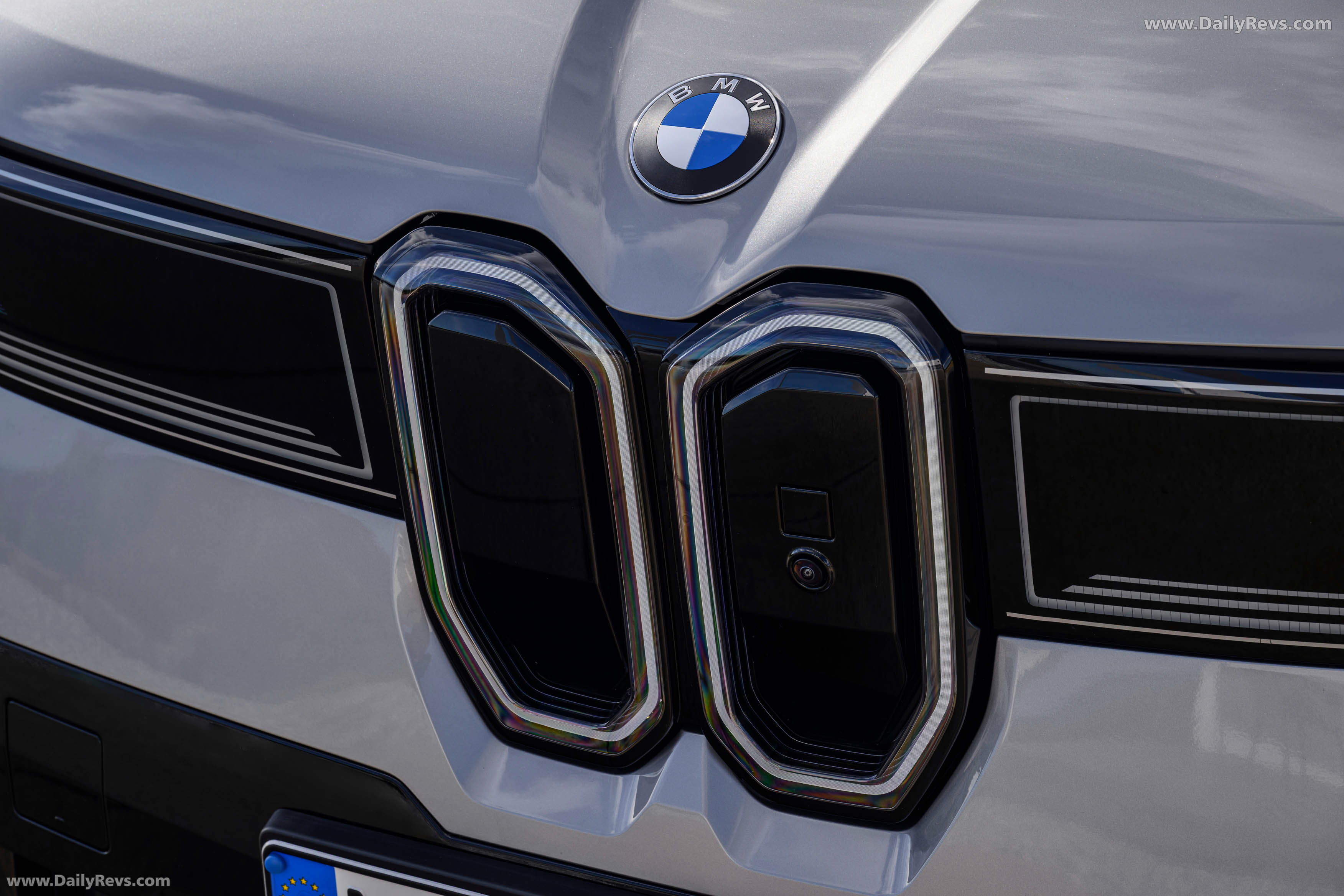 2026 BMW iX3 50 xDrive NA5 Polarized Gray Exterior