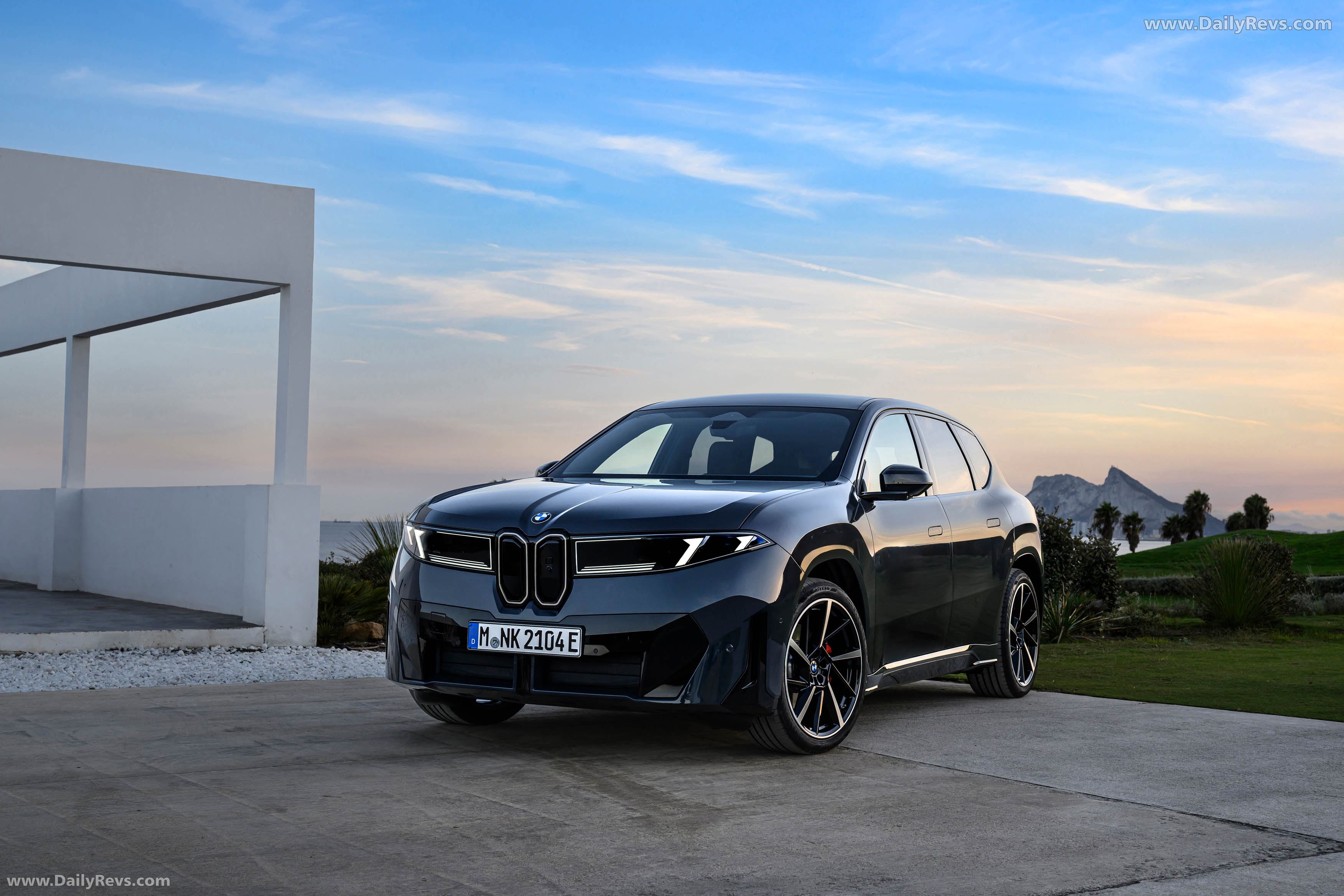 2026 BMW iX3 50 xDrive NA5 Polarized Gray Front View