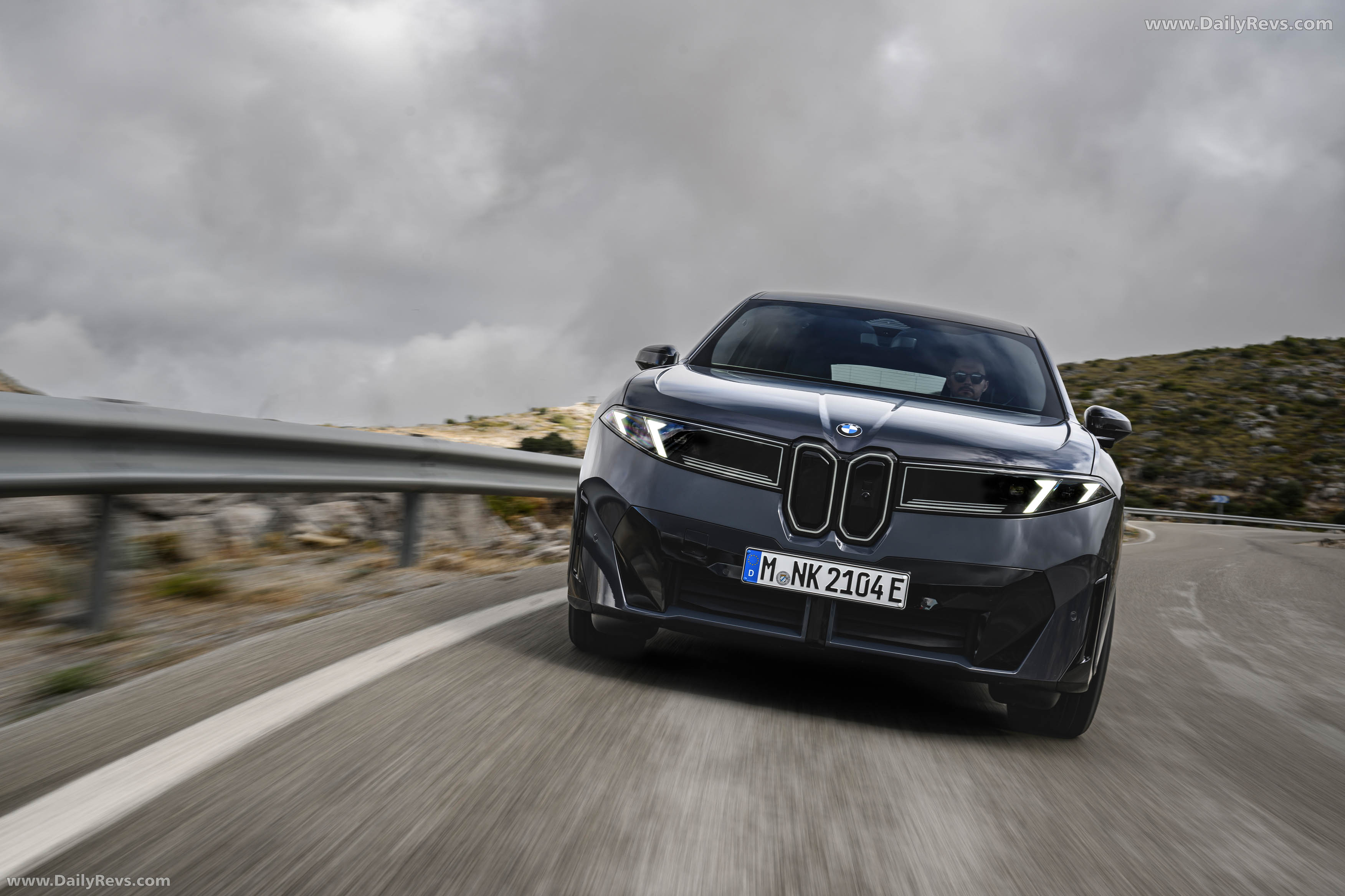 2026 BMW iX3 50 xDrive NA5 Polarized Gray Front View