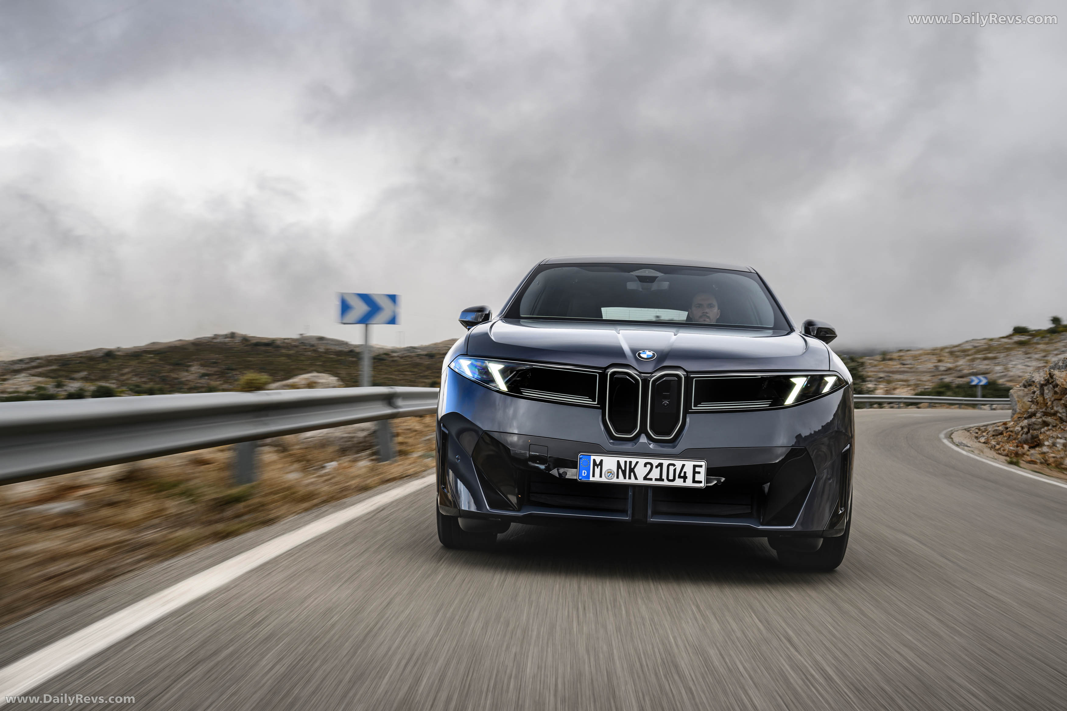 2026 BMW iX3 50 xDrive NA5 Polarized Gray Front View