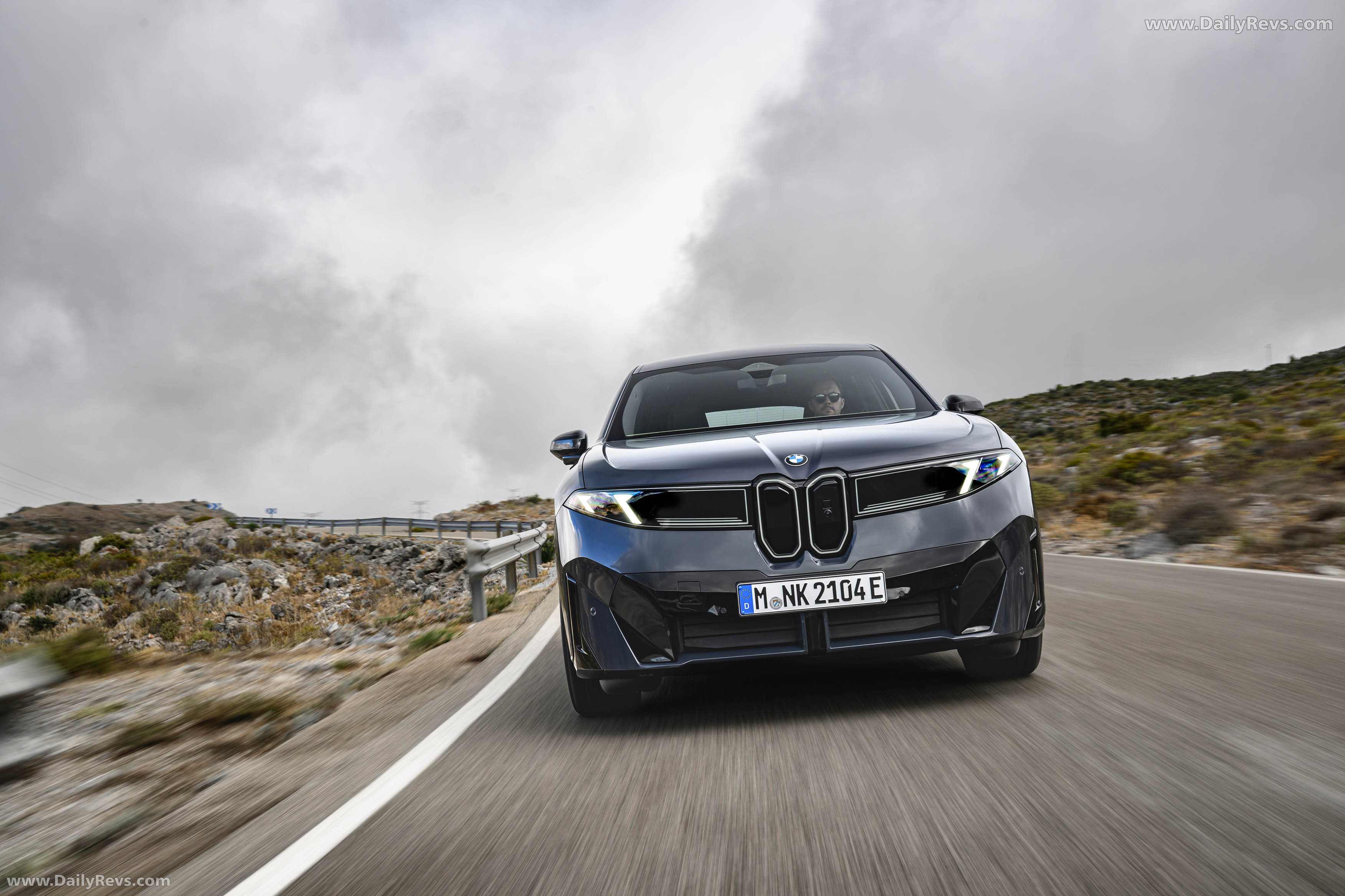 2026 BMW iX3 50 xDrive NA5 Polarized Gray Front View