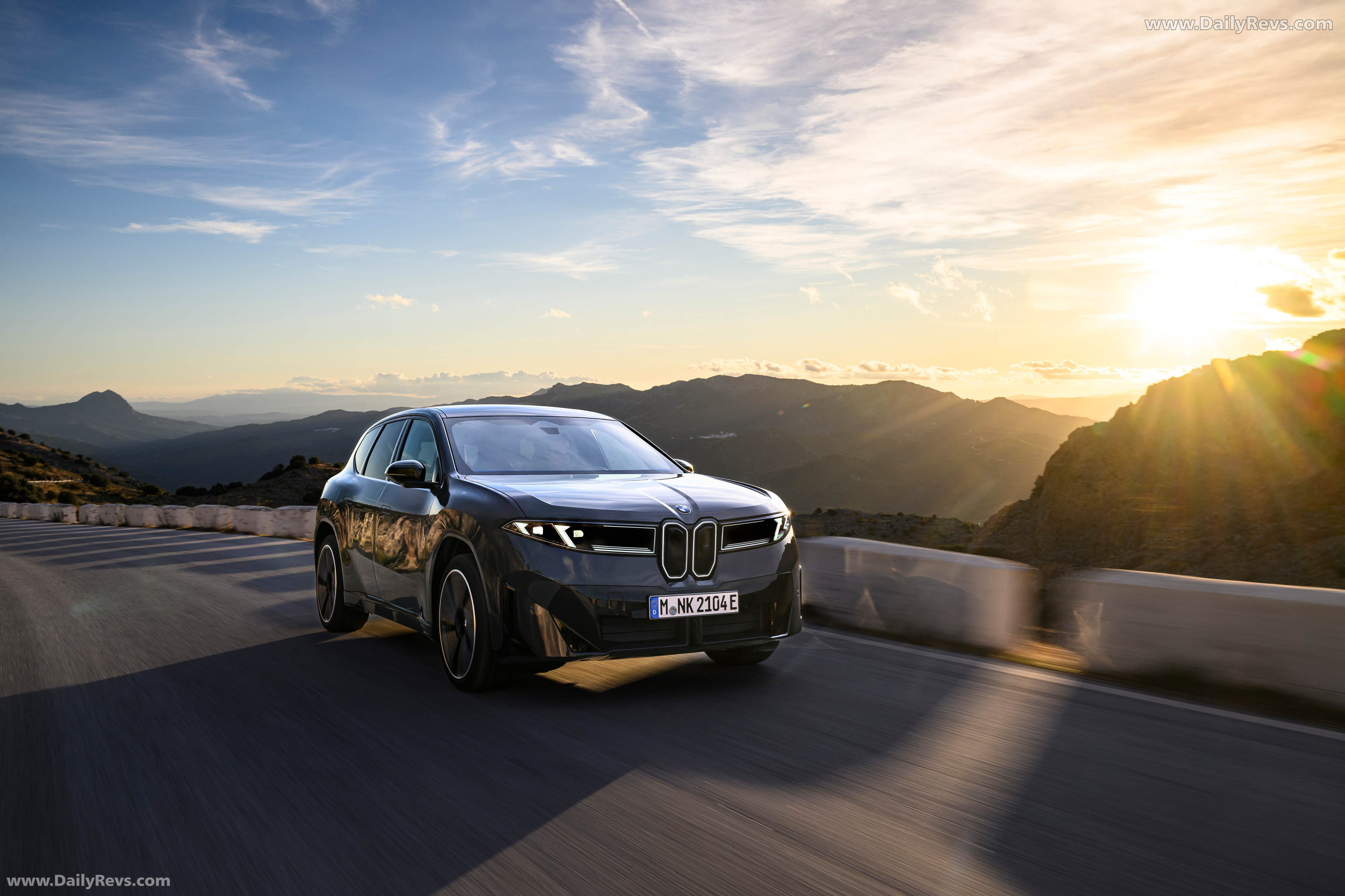 2026 BMW iX3 50 xDrive NA5 Polarized Gray Front View