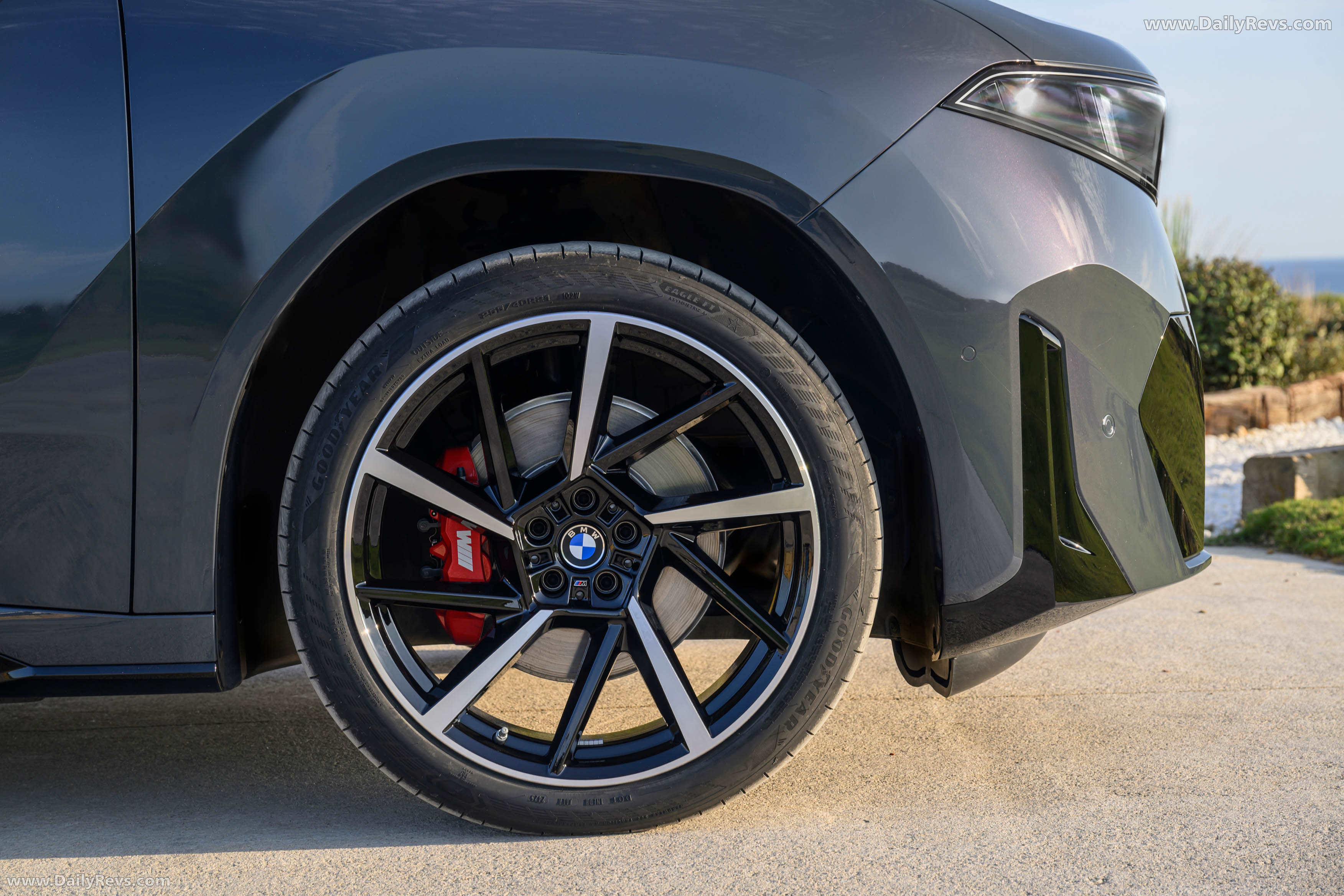 2026 BMW iX3 50 xDrive NA5 Polarized Gray Exterior