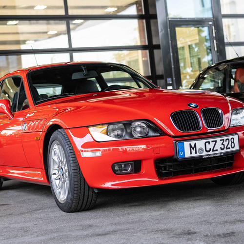 1999 BMW Z3 Coupe 2.8 E36 Front View