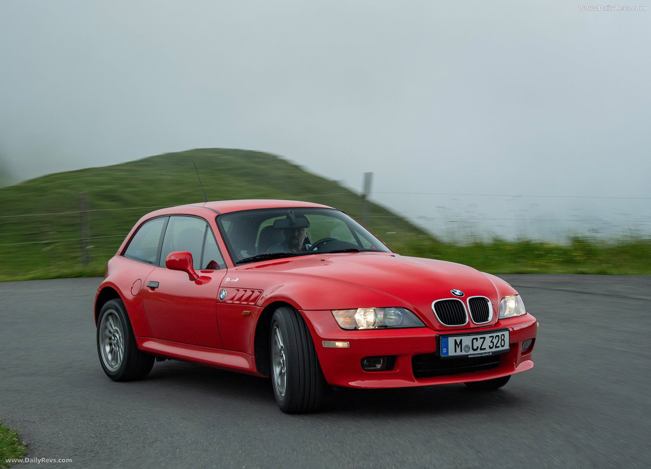 1999 BMW Z3 Coupe 2.8 E36 Front View