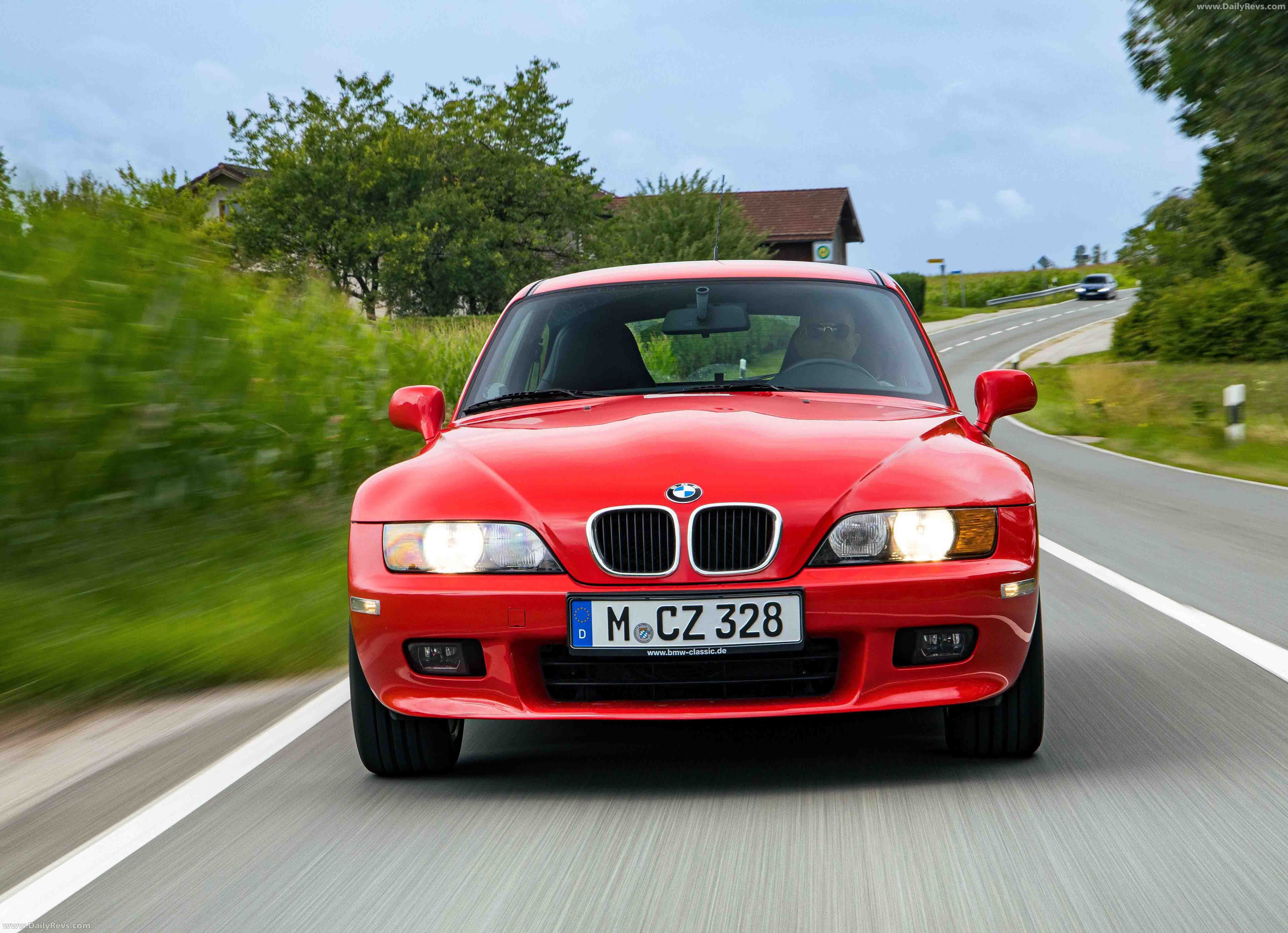 1999 BMW Z3 Coupe 2.8 E36 Front View