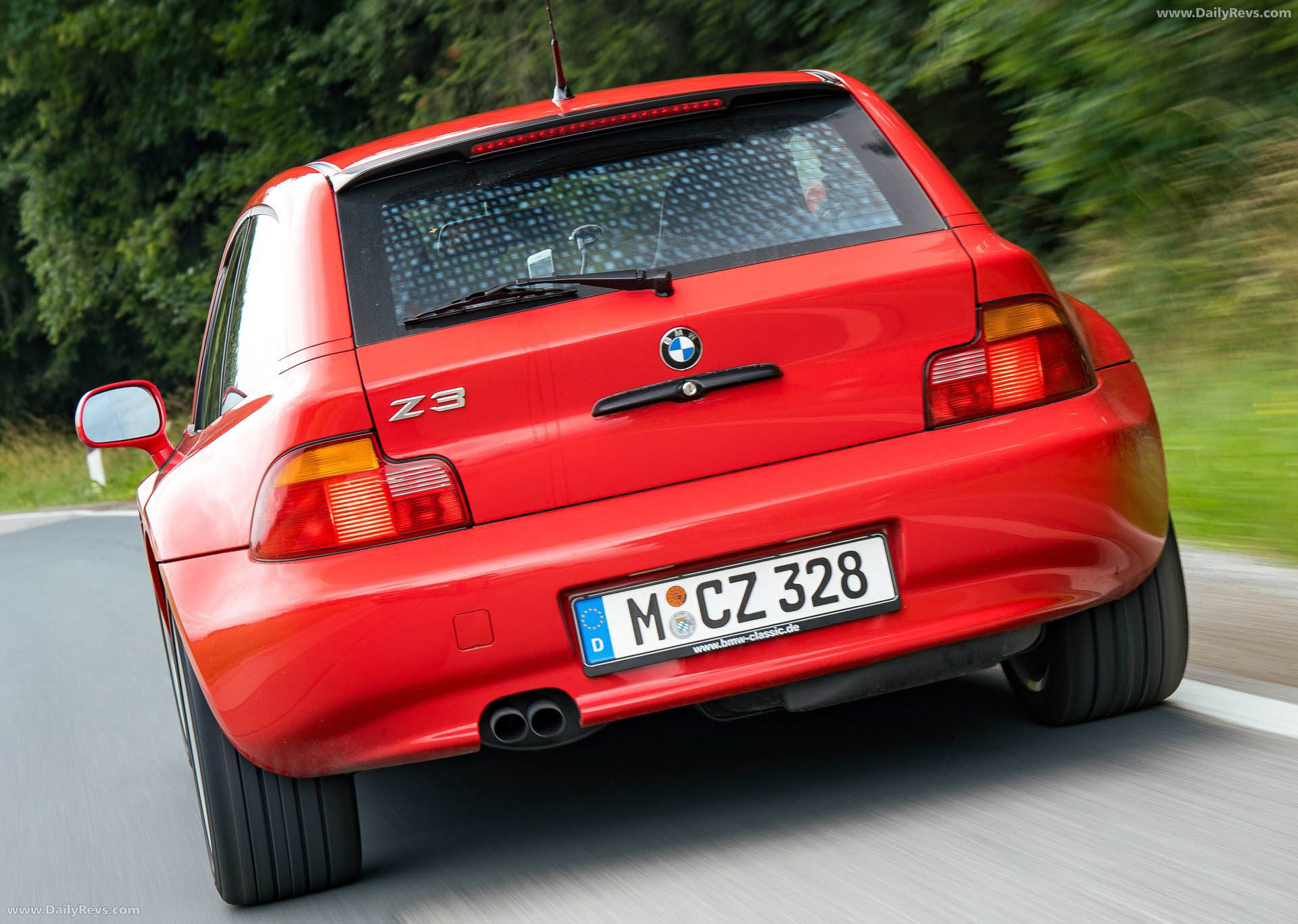 1999 BMW Z3 Coupe 2.8 E36 Rear View