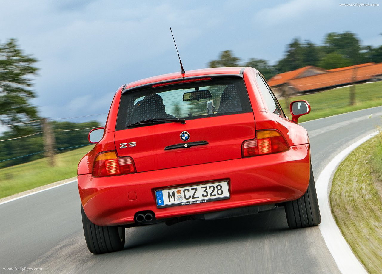 1999 BMW Z3 Coupe 2.8 E36 Rear View