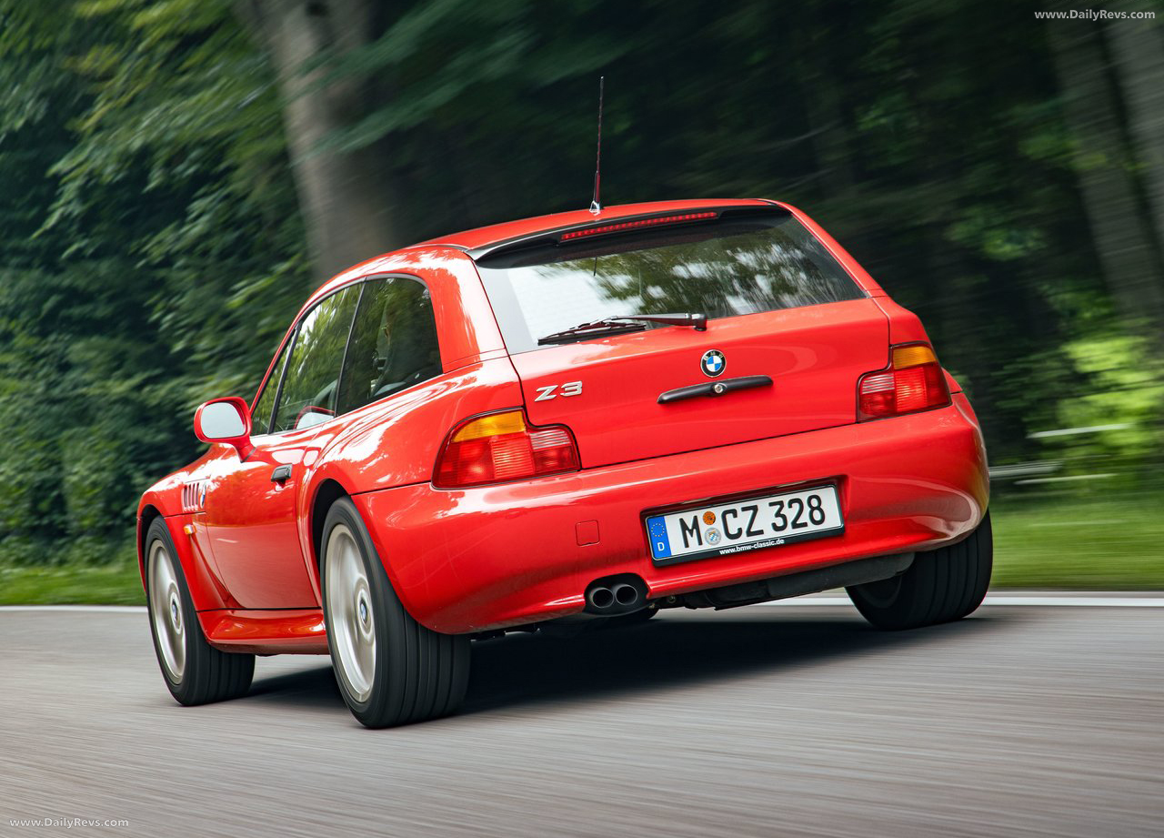 1999 BMW Z3 Coupe 2.8 E36 Rear View