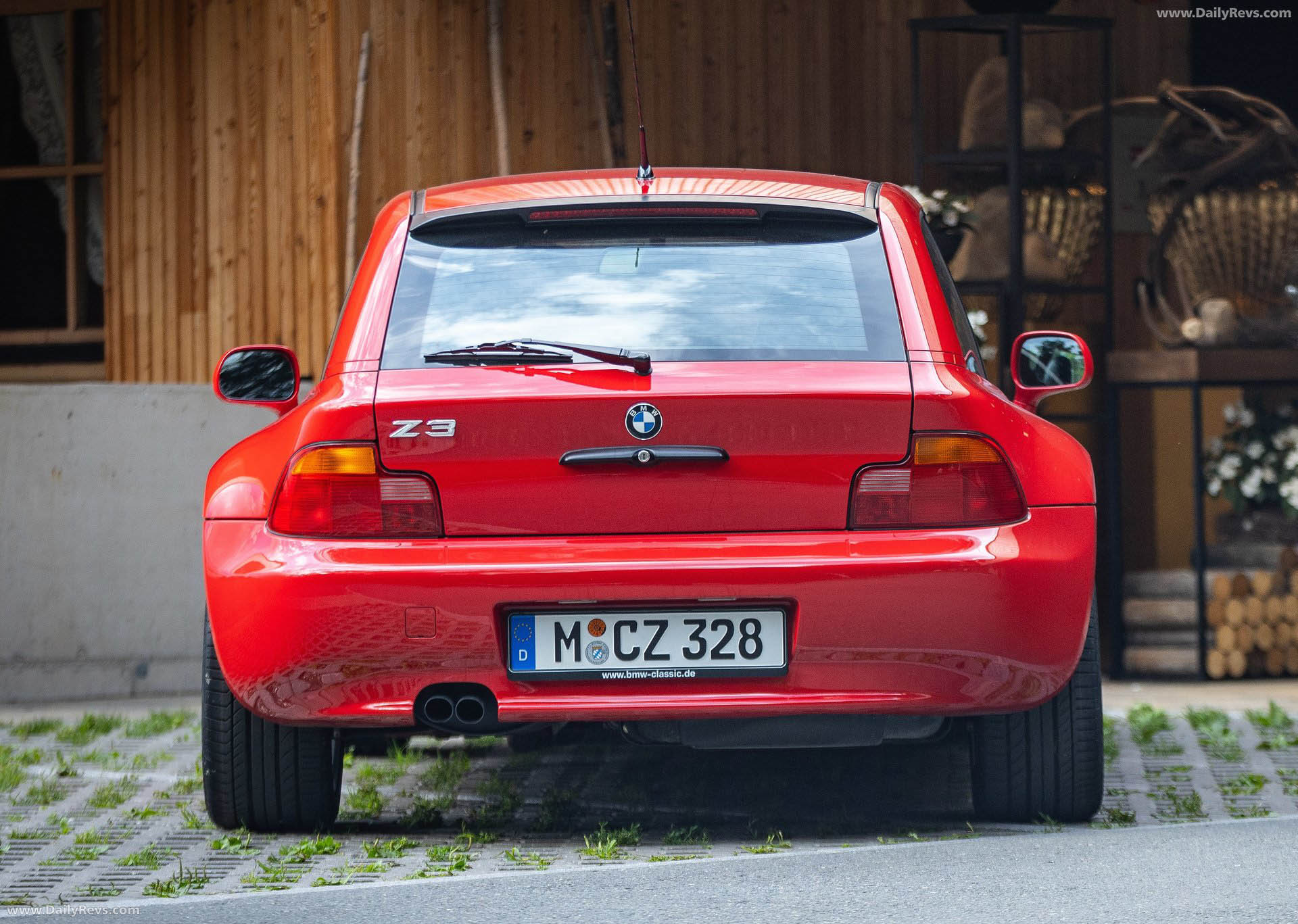 1999 BMW Z3 Coupe 2.8 E36 Rear View