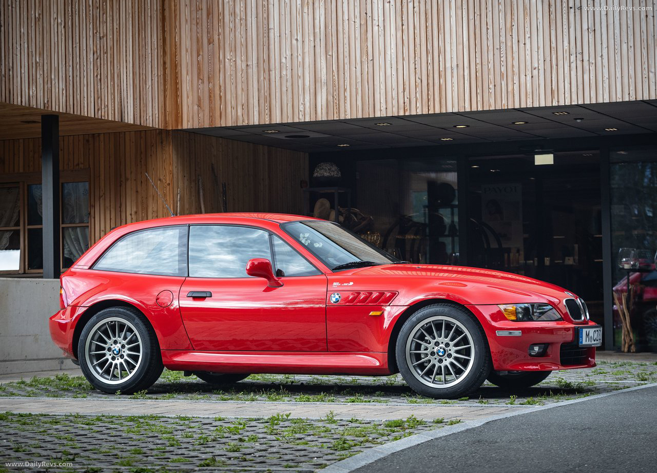 1999 BMW Z3 Coupe 2.8 E36 Side View