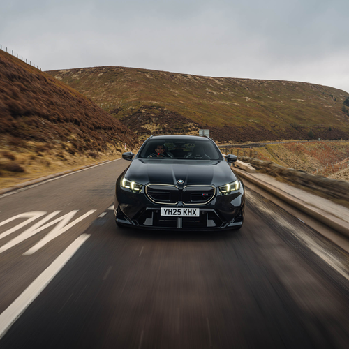 2025 BMW M5 Touring G99 UK Version Front View