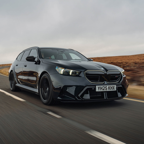 2025 BMW M5 Touring G99 UK Version Front View