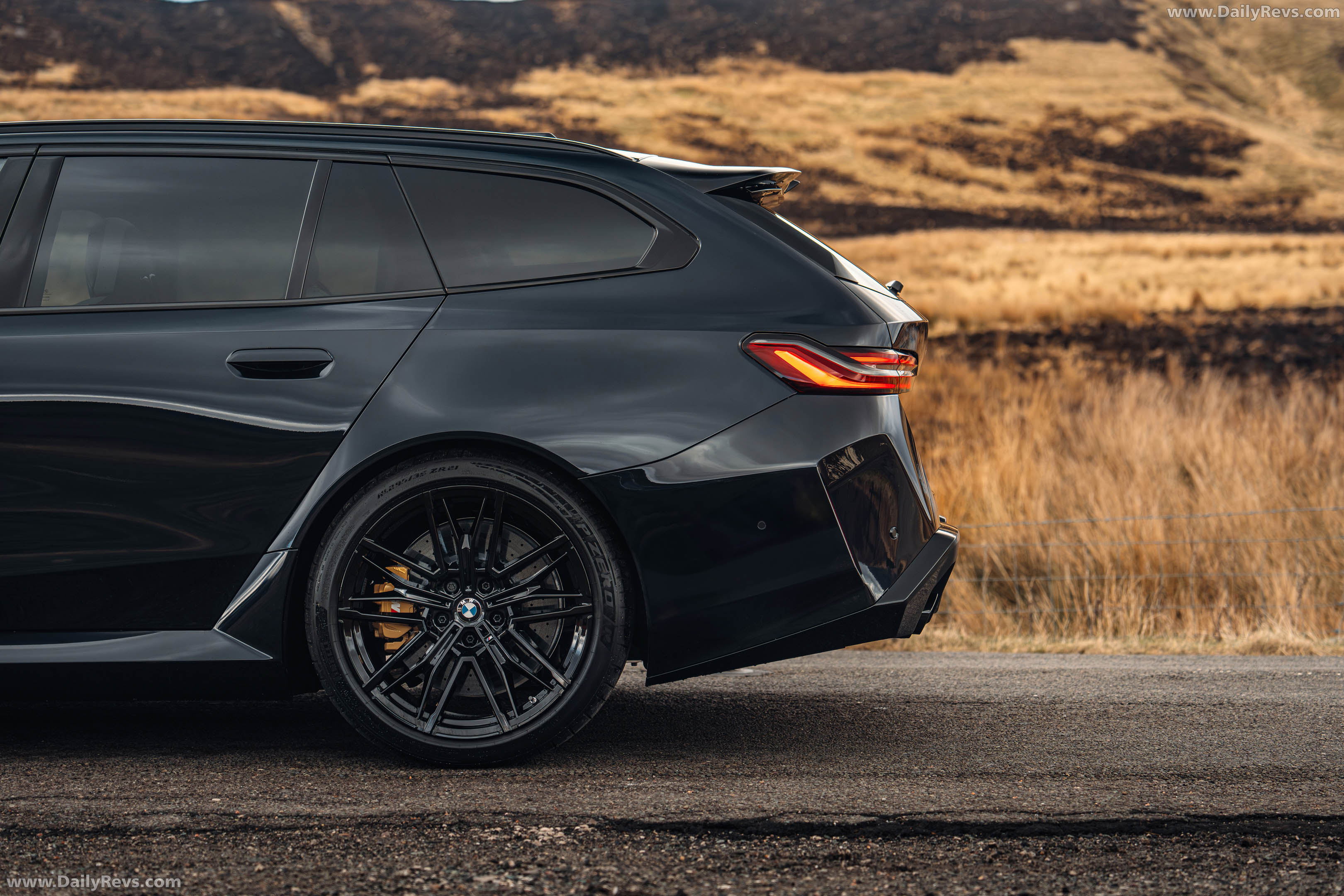 2025 BMW M5 Touring G99 UK Version Exterior