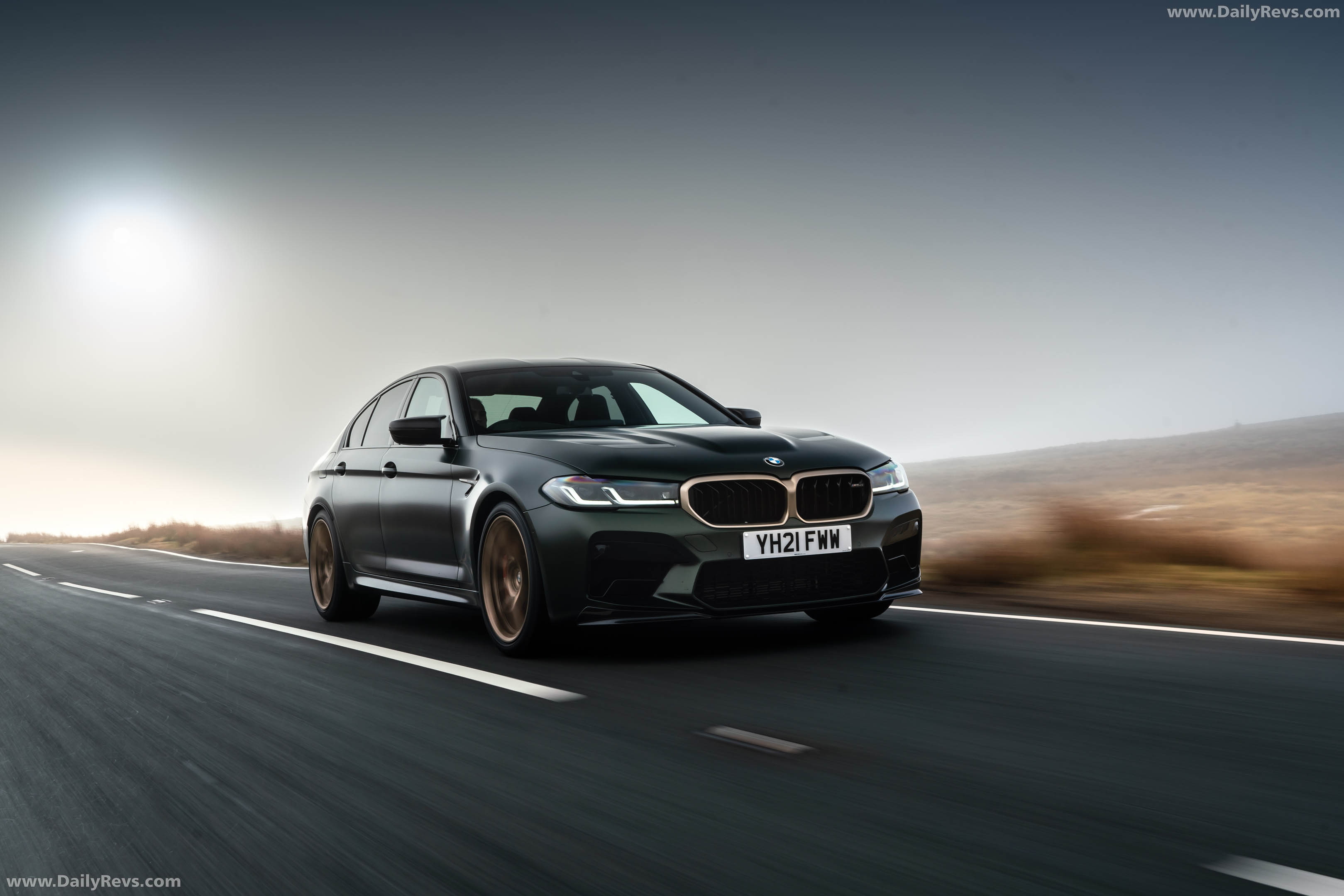 2022 BMW M5 CS F90 UK Version Front View