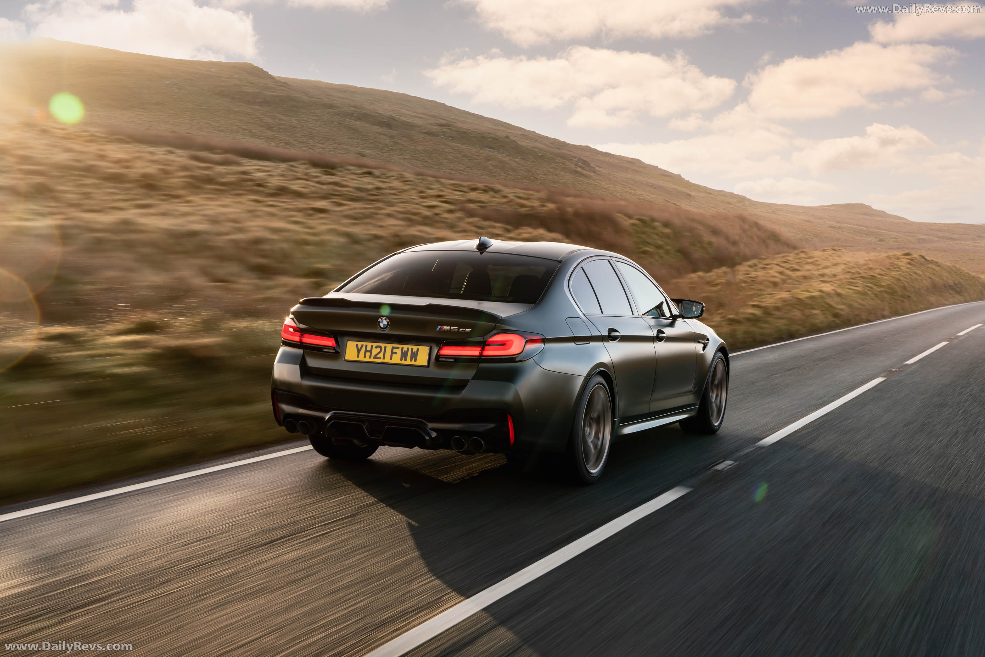2022 BMW M5 CS F90 UK Version Rear View