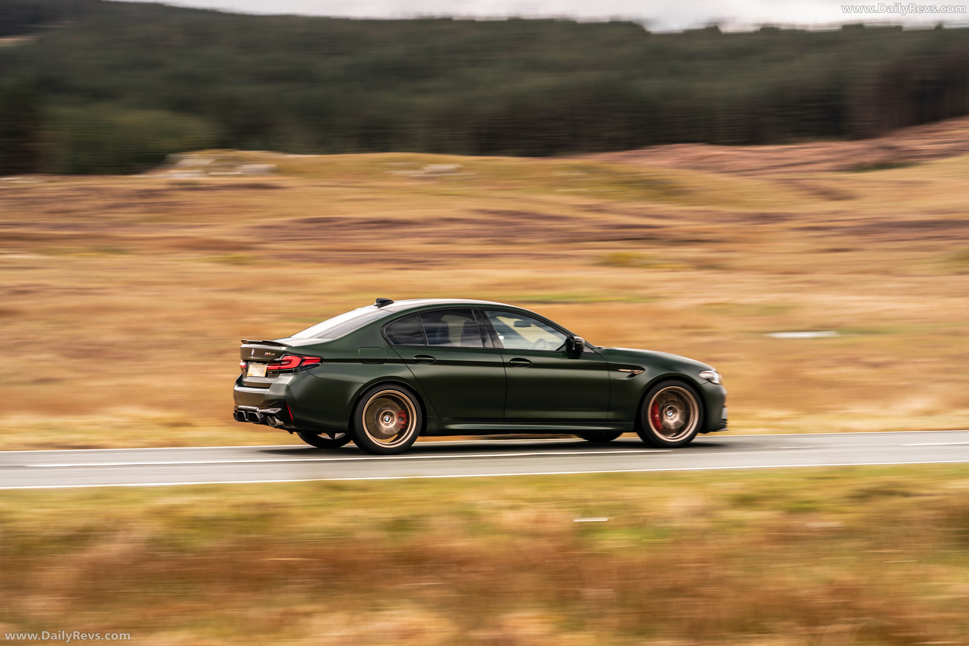2022 BMW M5 CS F90 UK Version Side View