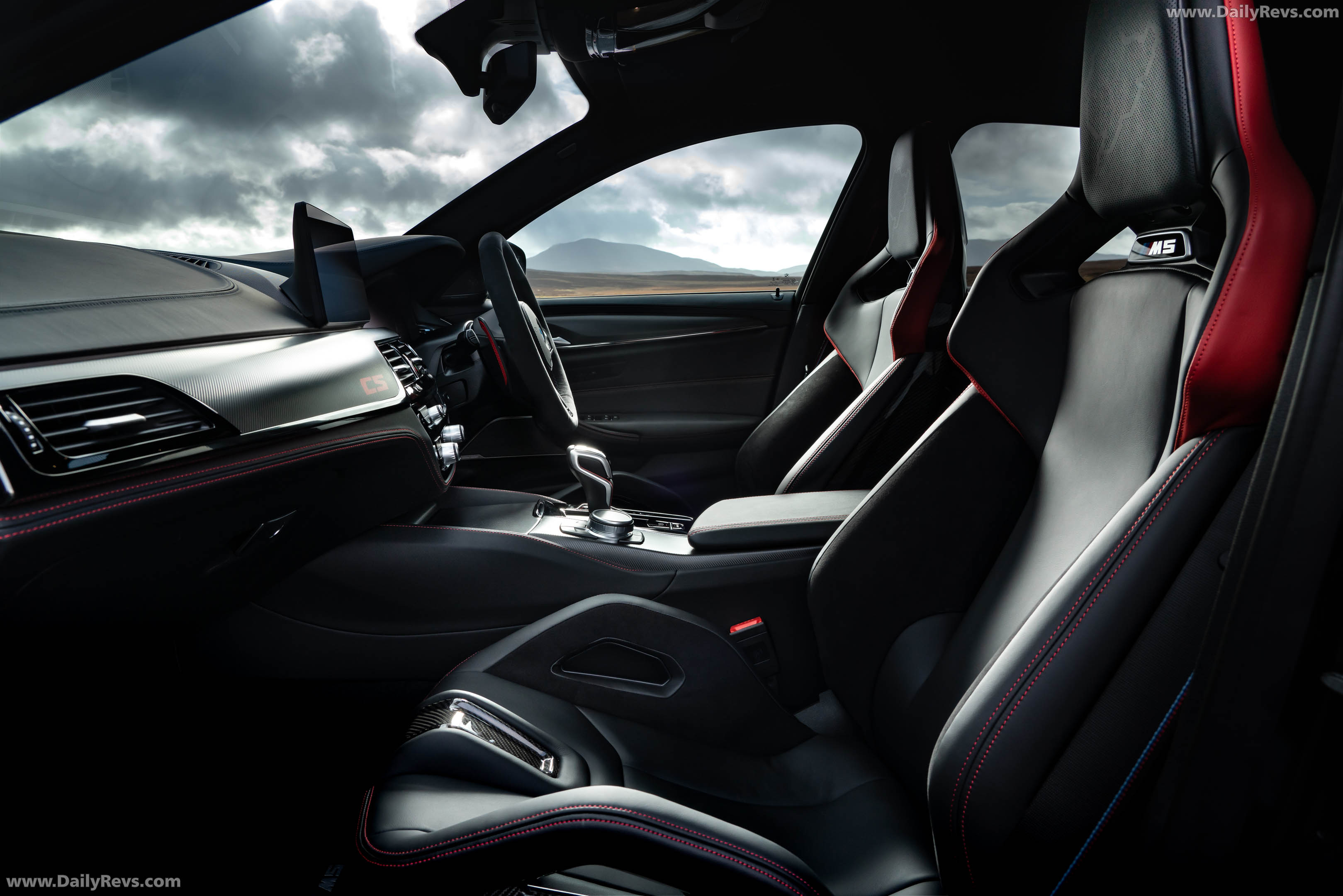 2022 BMW M5 CS F90 UK Version Interior