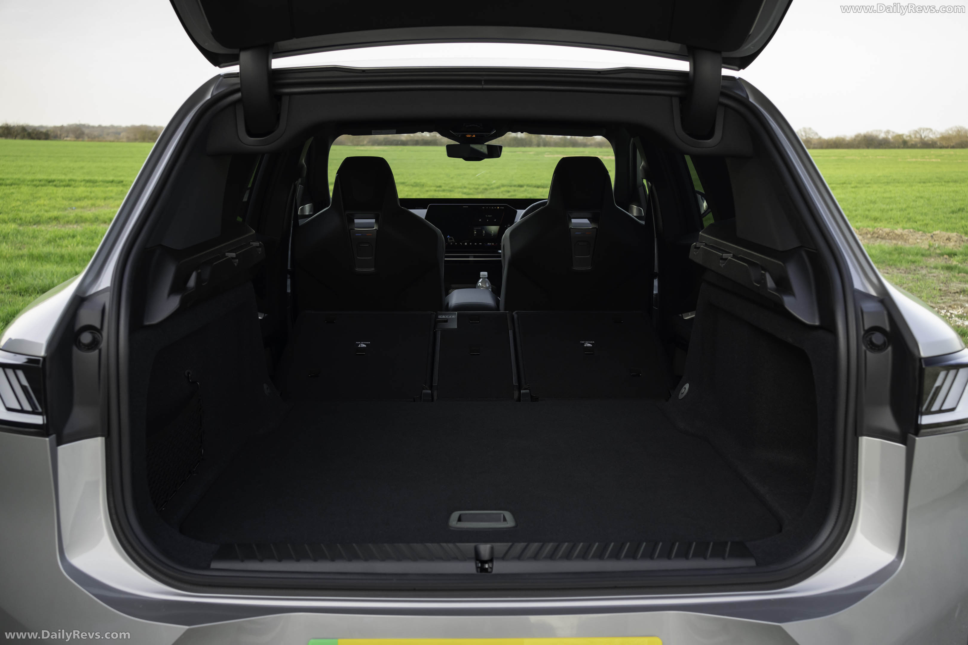 2026 BMW iX3 50 xDrive M Sport Pro NA5 Interior