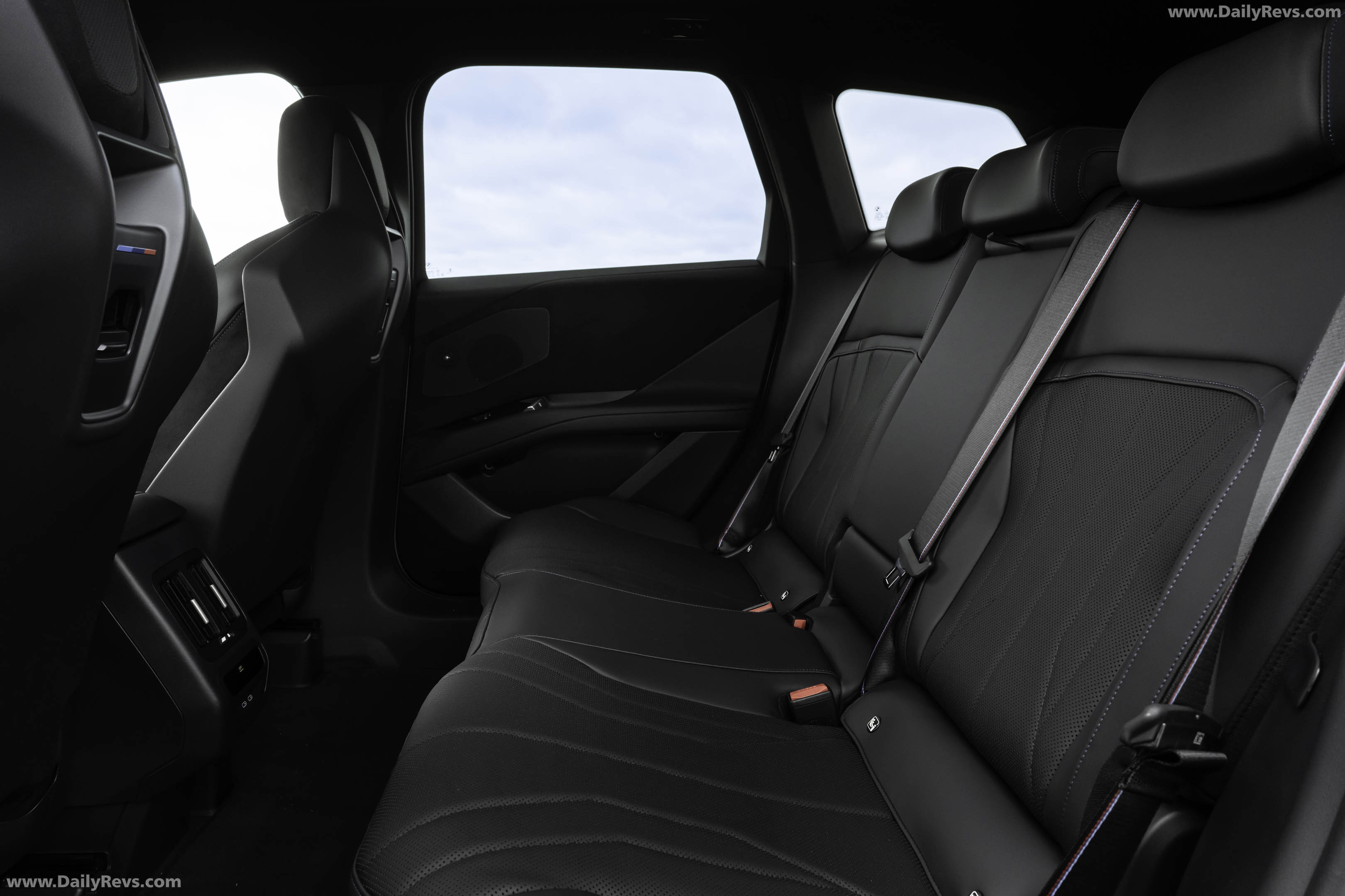 2026 BMW iX3 50 xDrive M Sport Pro NA5 Interior