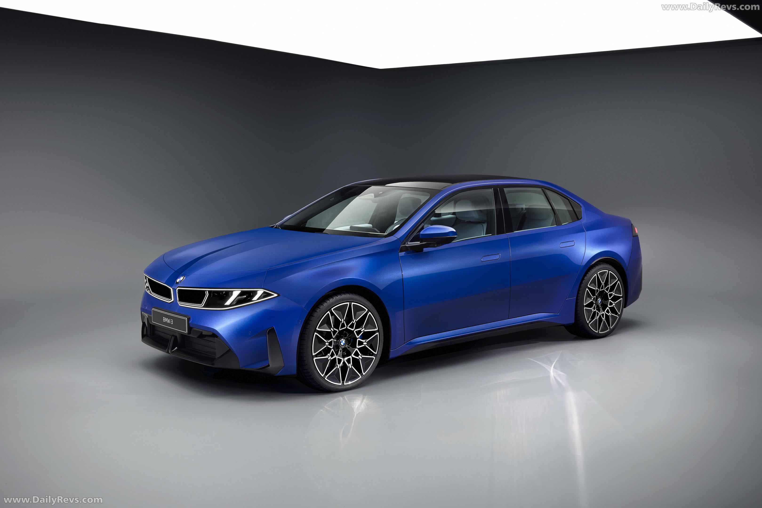 2027 BMW i3 50 xDrive Front View