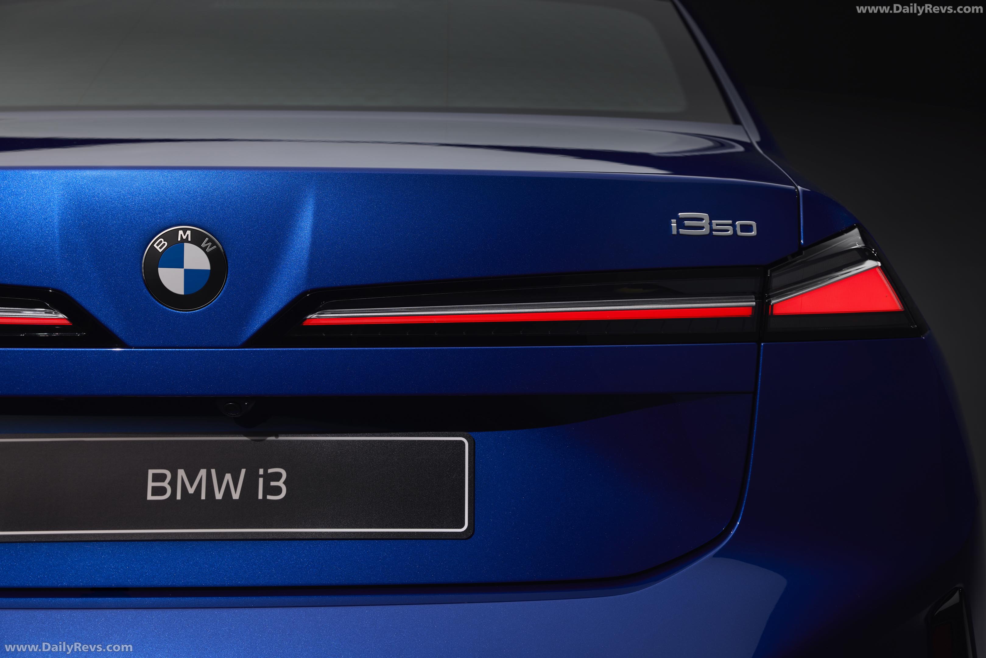 2027 BMW i3 50 xDrive Exterior