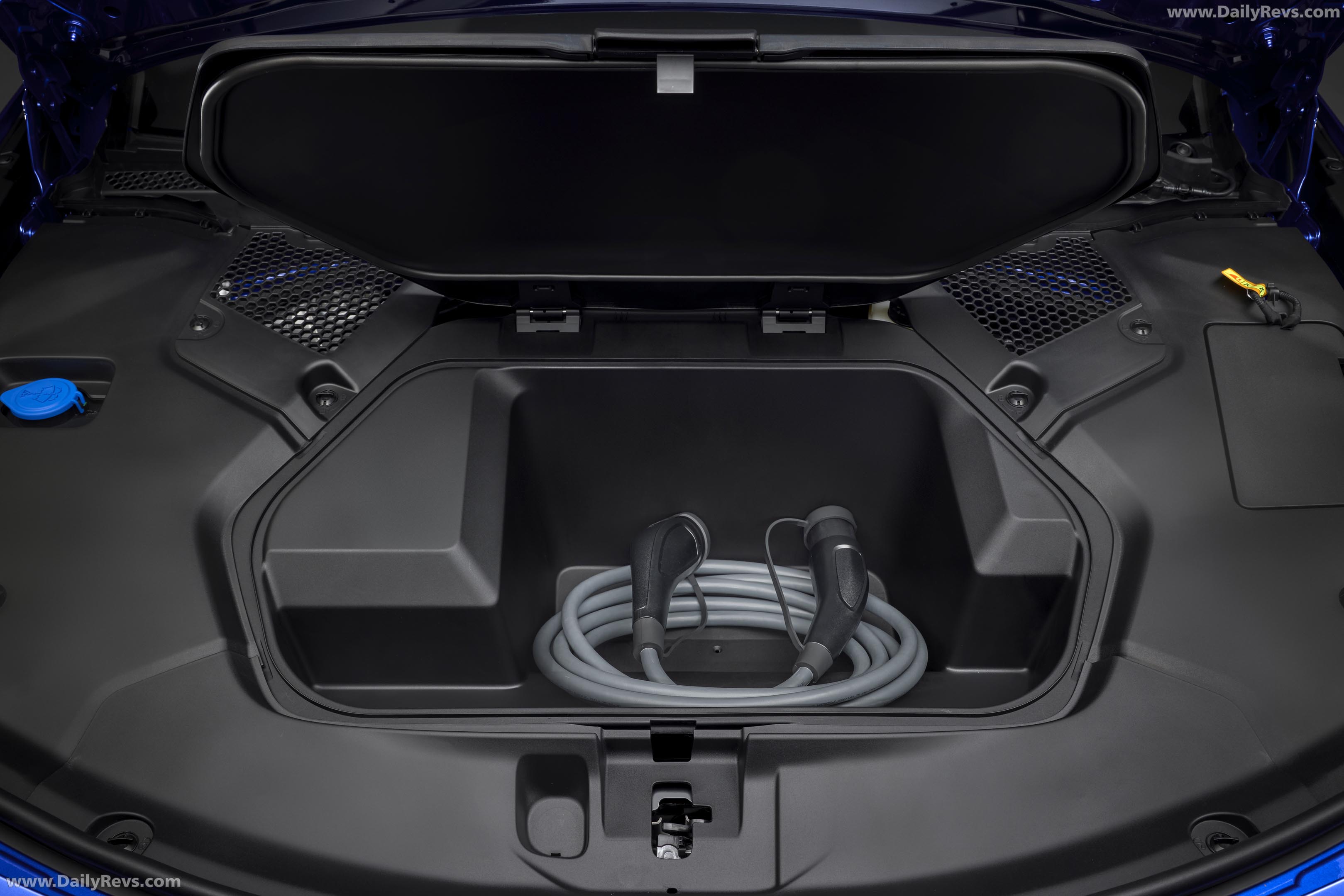 2027 BMW i3 50 xDrive Interior